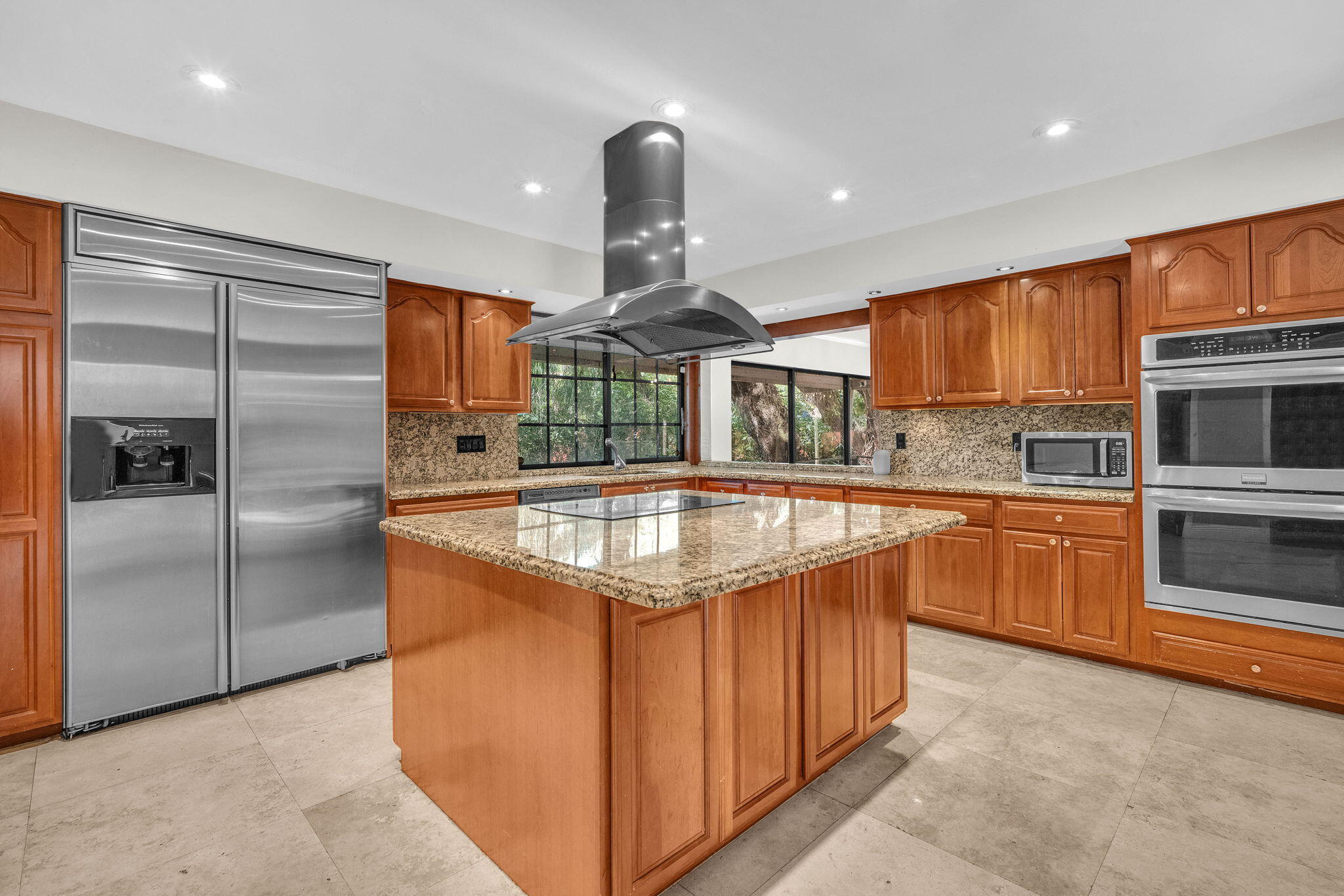 5820 SW 37th Fort Lauderdale, FL 33312