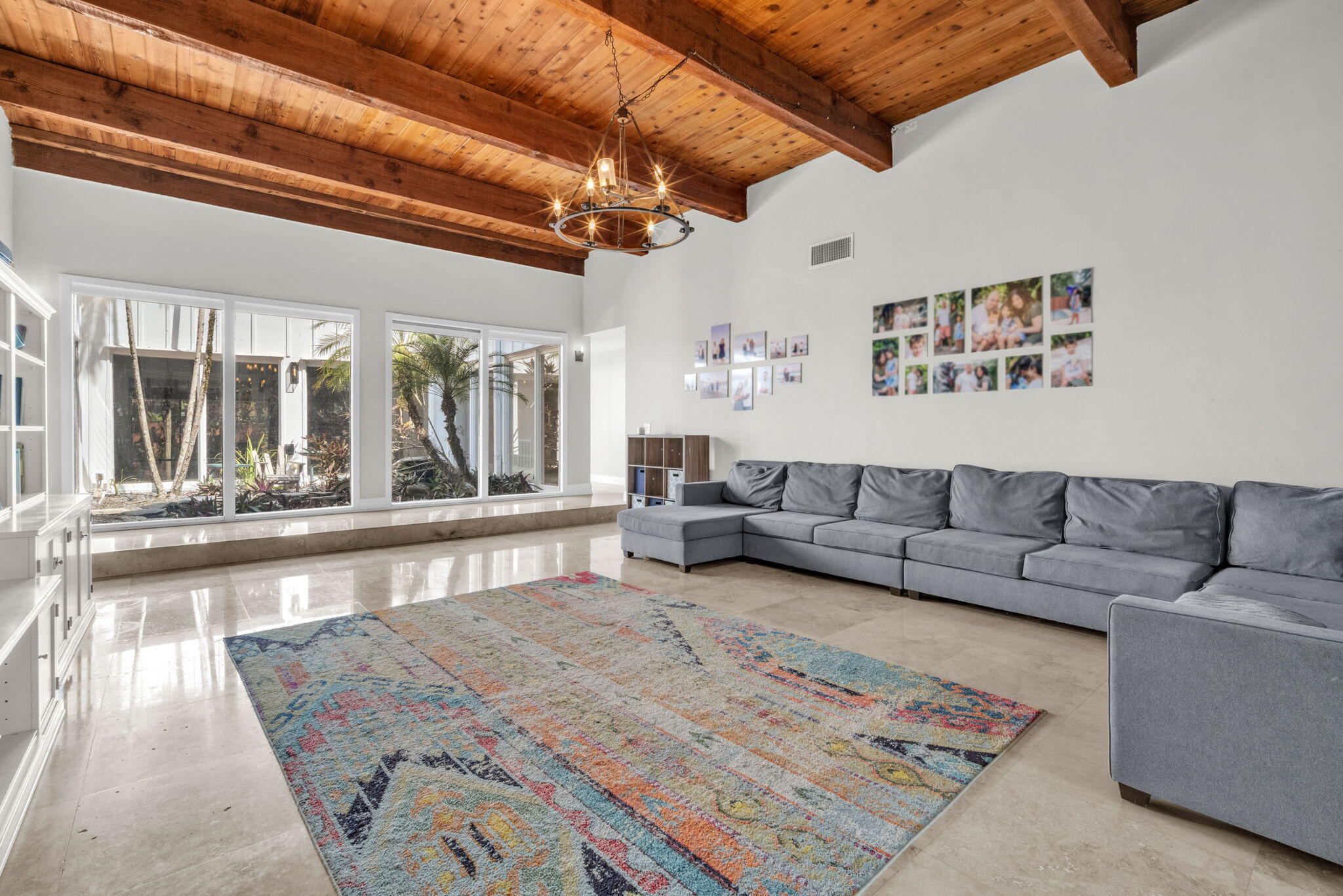 5820 SW 37th Fort Lauderdale, FL 33312