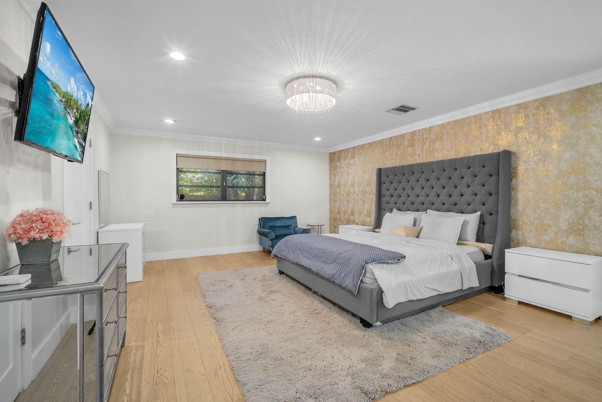 5820 SW 37th Fort Lauderdale, FL 33312