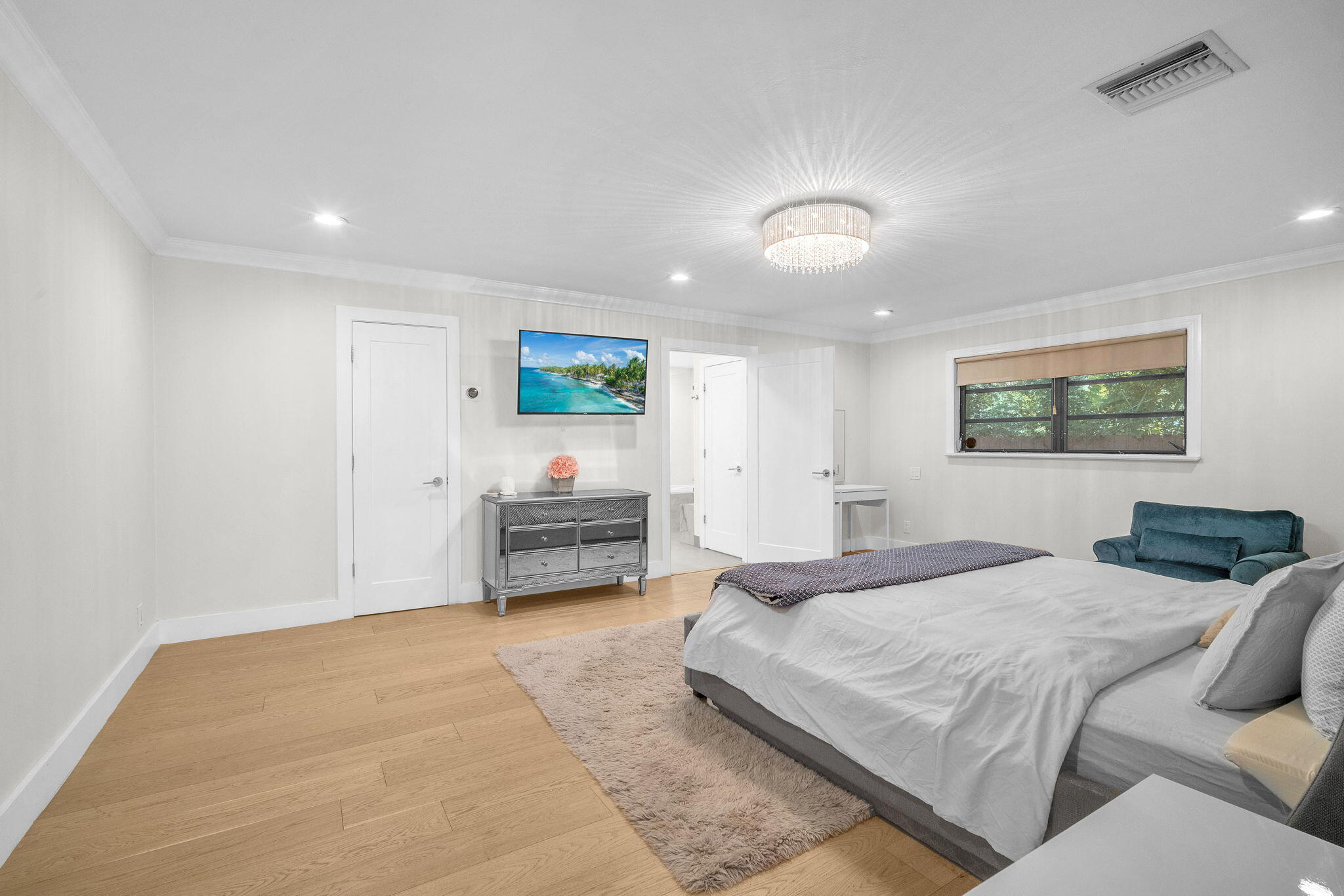 5820 SW 37th Fort Lauderdale, FL 33312