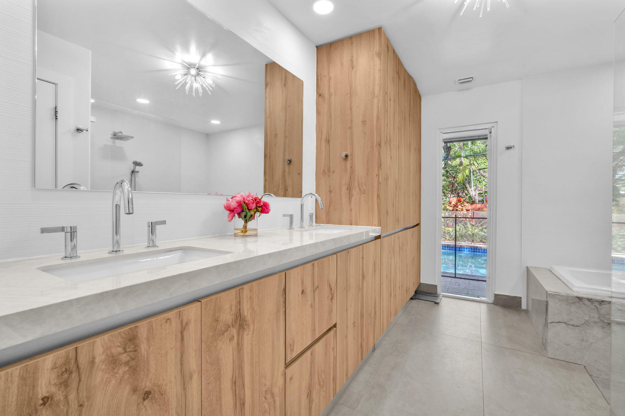 5820 SW 37th Fort Lauderdale, FL 33312