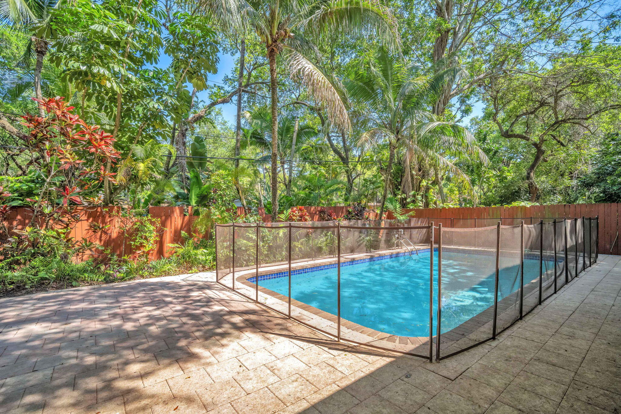 5820 SW 37th Fort Lauderdale, FL 33312