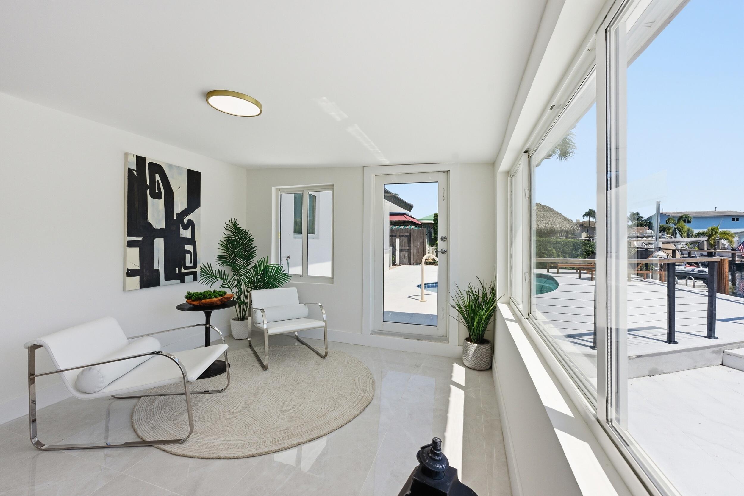 2280 SE 10th Pompano Beach, FL 33062