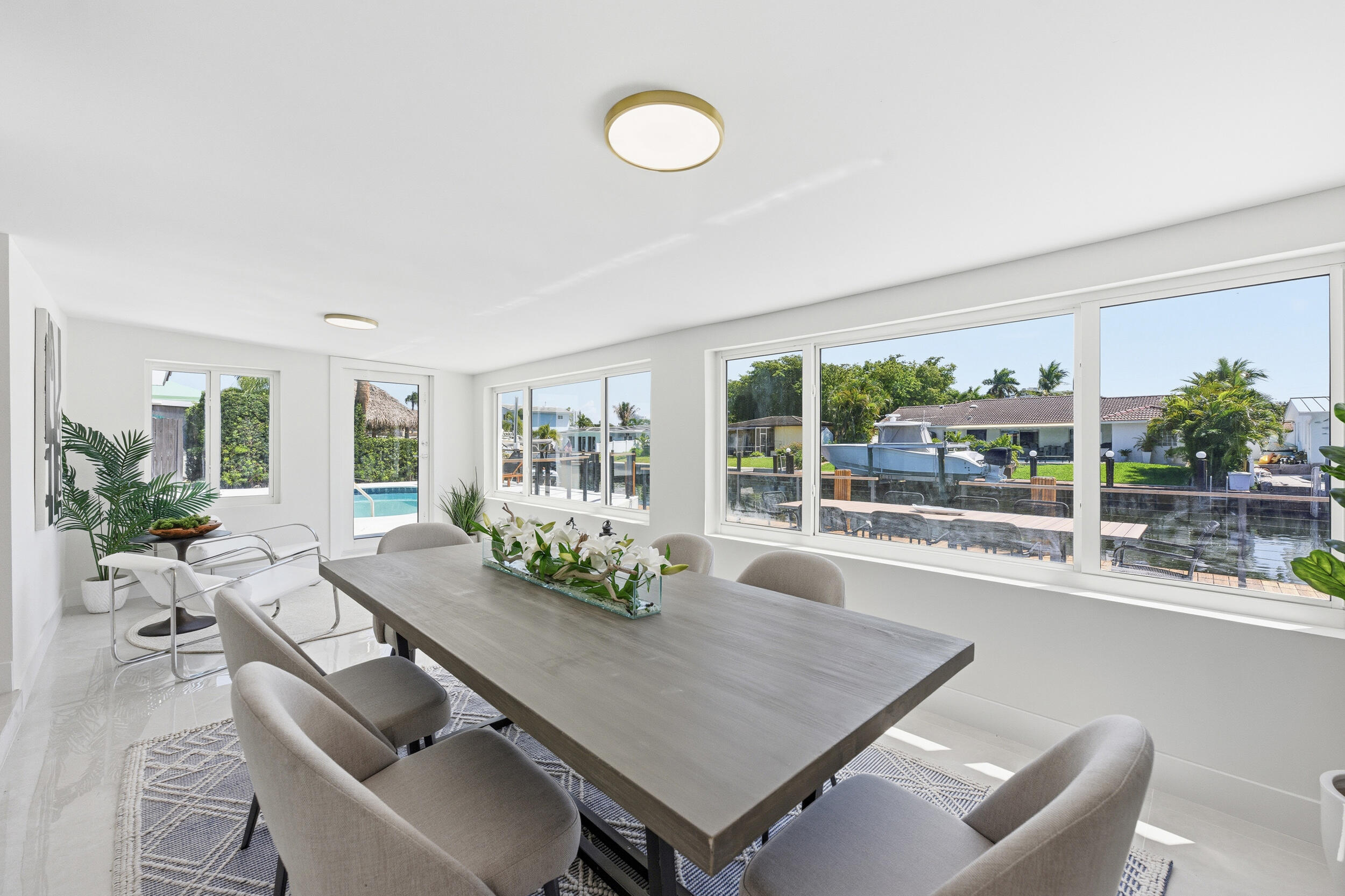 2280 SE 10th Pompano Beach, FL 33062