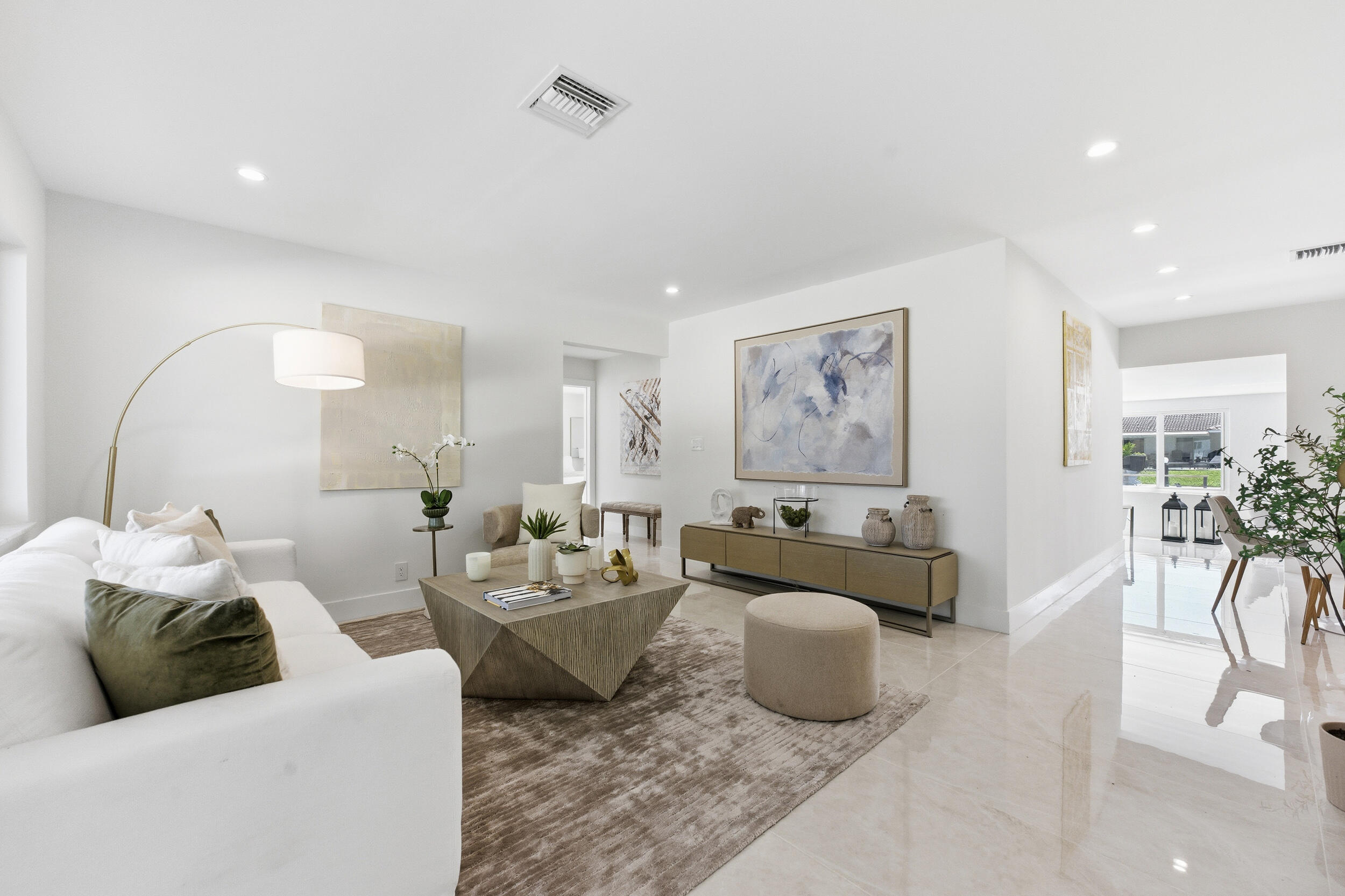 2280 SE 10th Pompano Beach, FL 33062