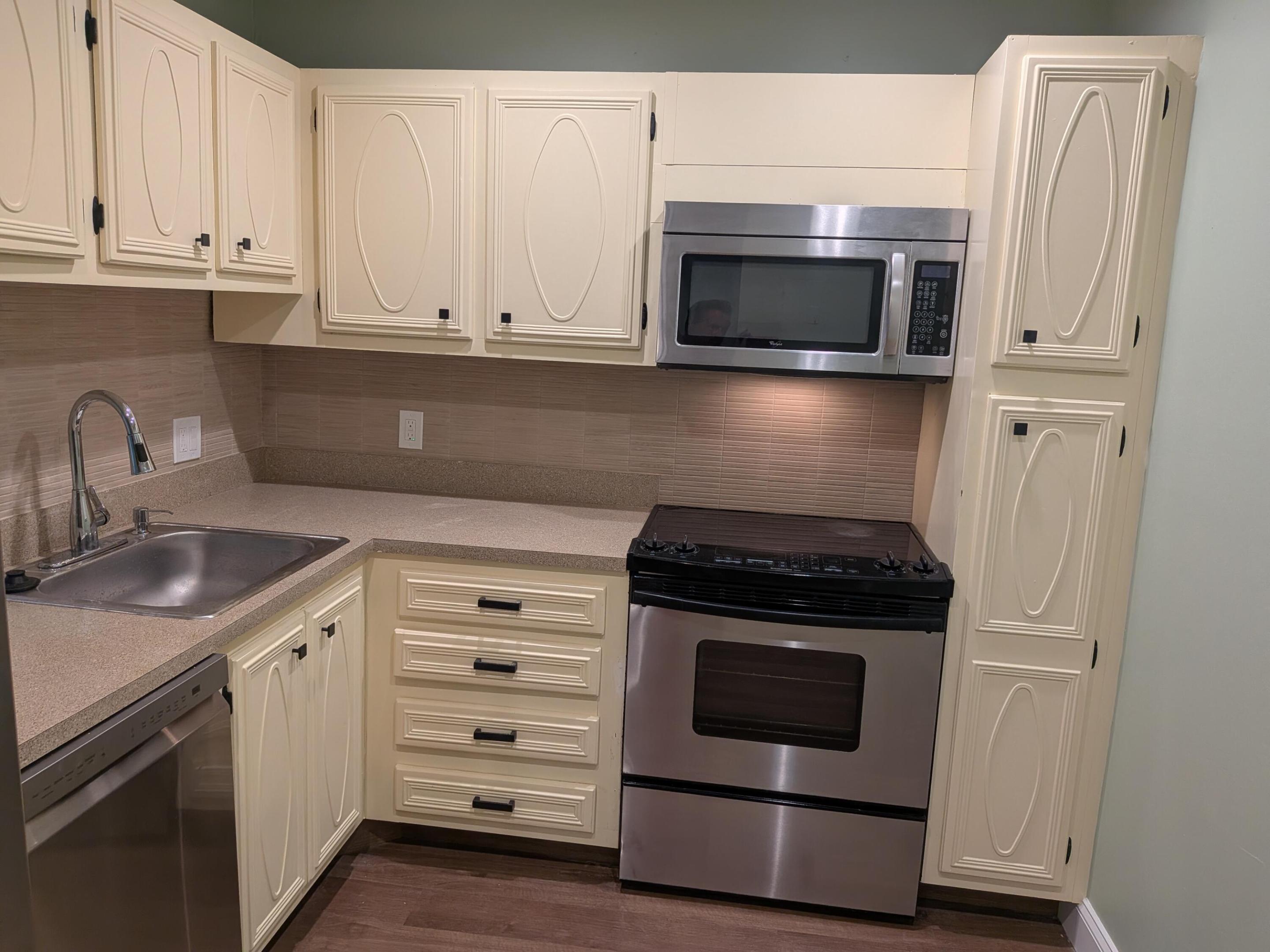 8901 N New Riv Canal #22w