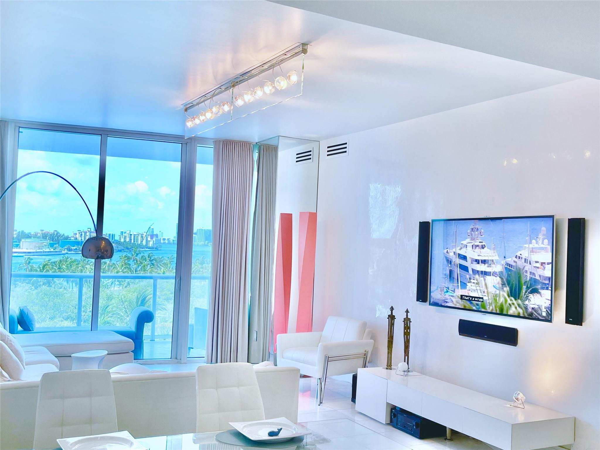 image Continuum South Beach South Tower1