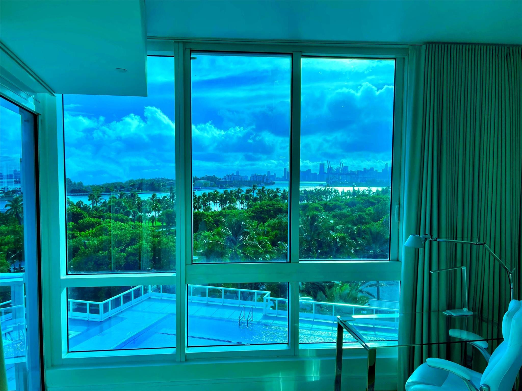 image Continuum South Beach South Tower6