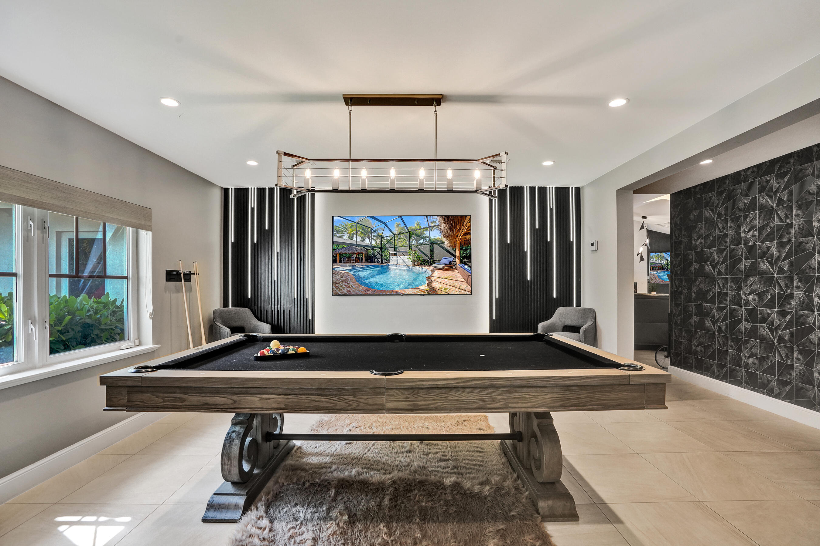 738 Middle Riv Fort Lauderdale, FL 33304