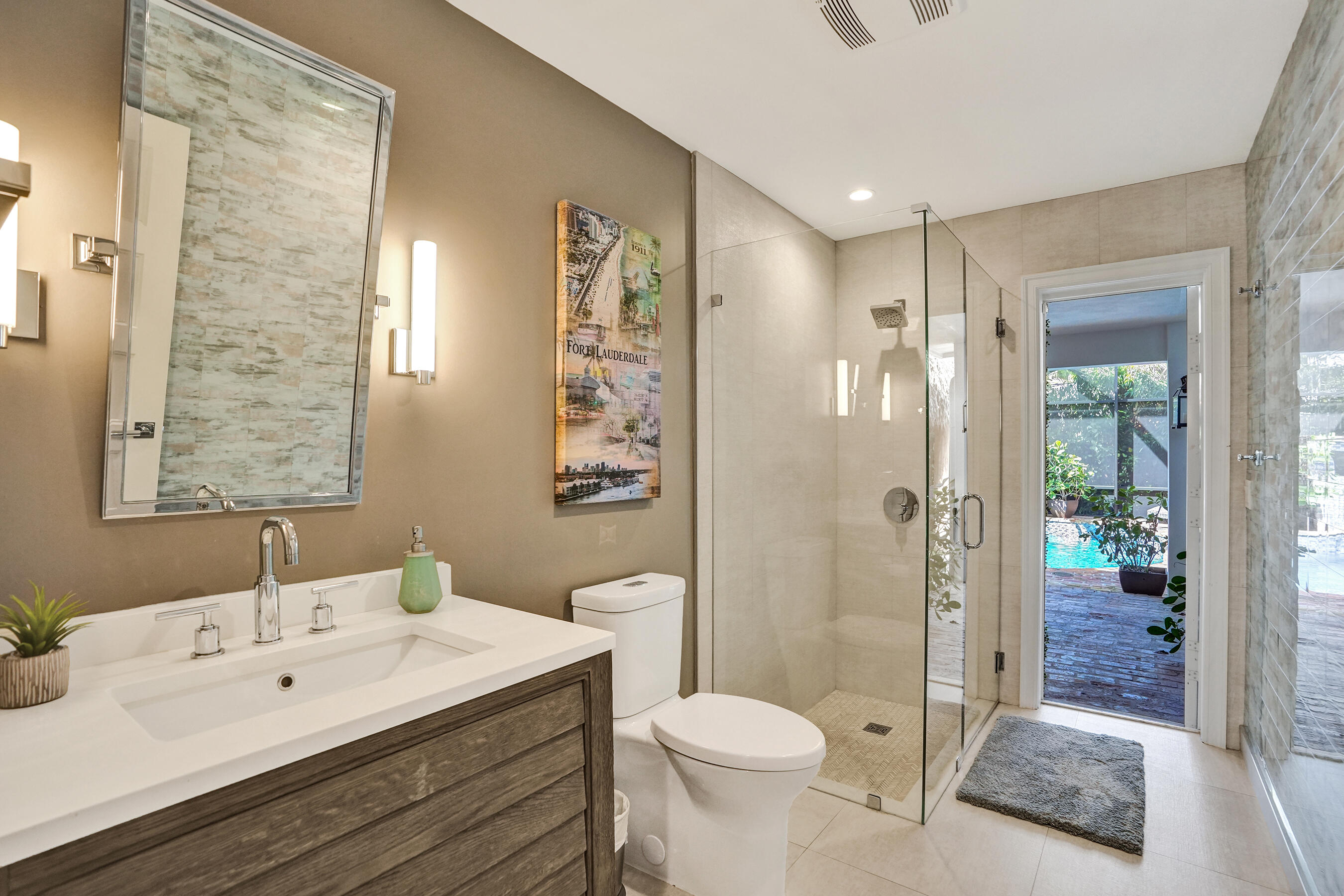 738 Middle Riv Fort Lauderdale, FL 33304