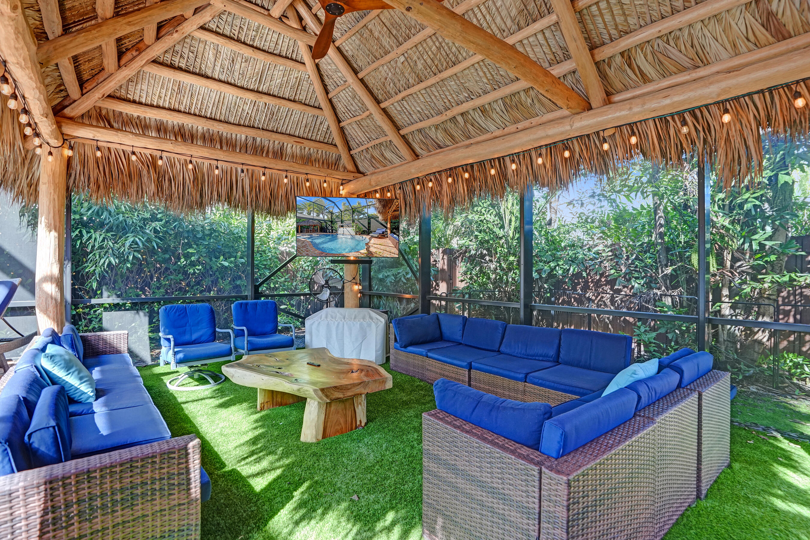 738 Middle Riv Fort Lauderdale, FL 33304