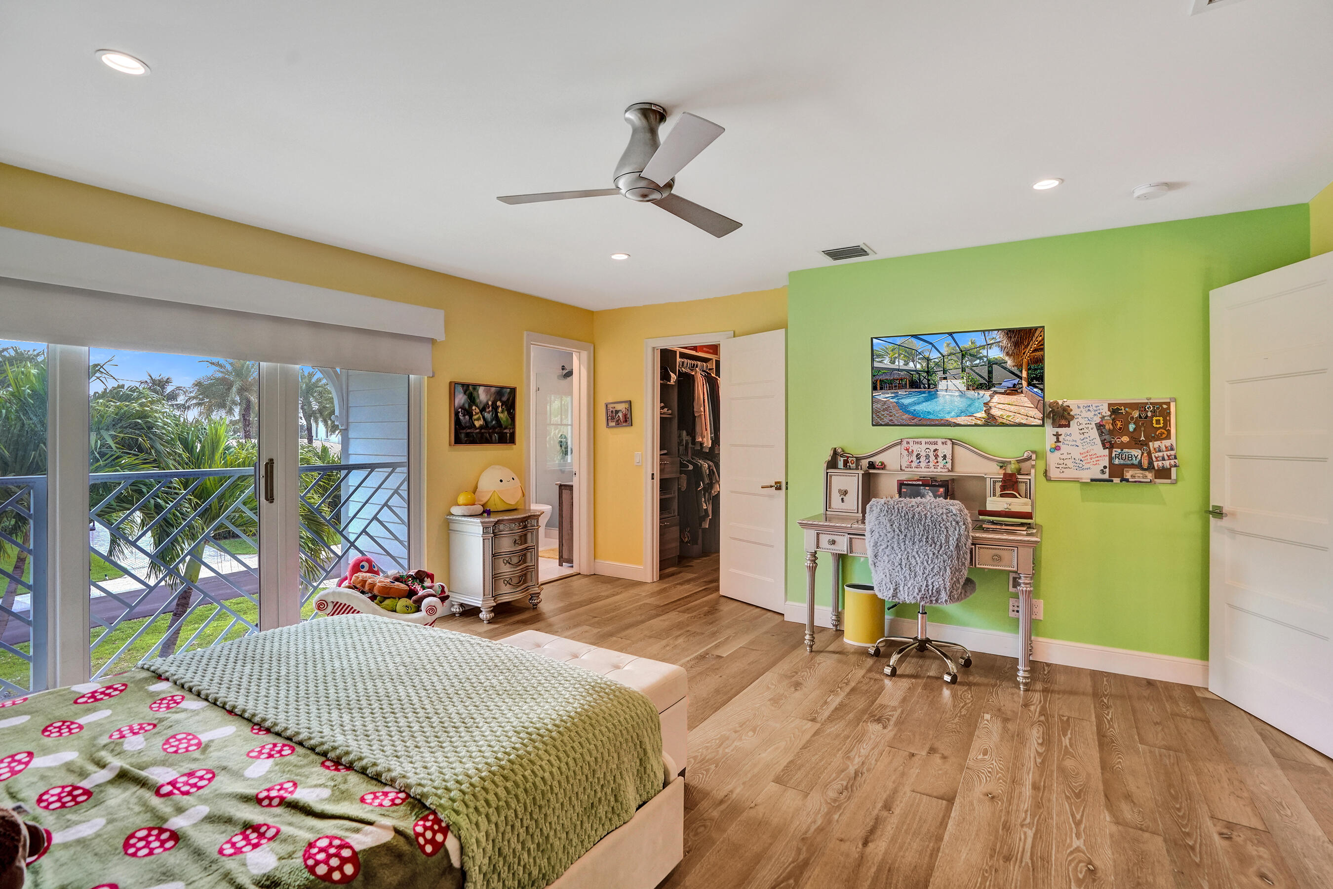 738 Middle Riv Fort Lauderdale, FL 33304