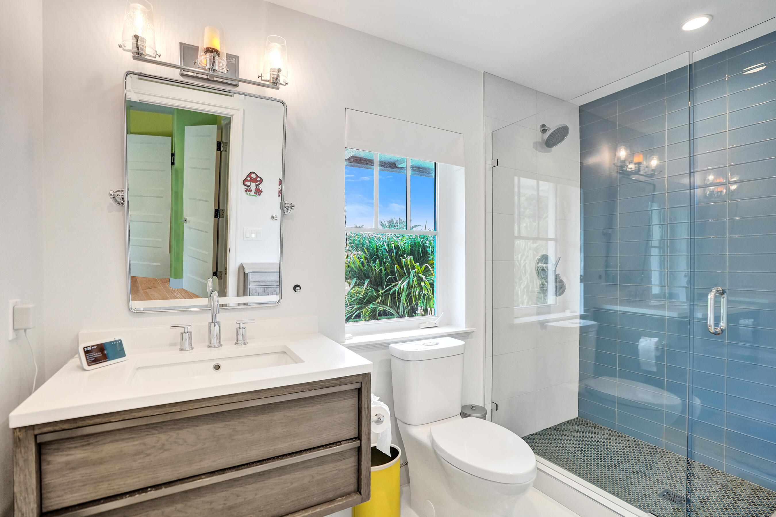 738 Middle Riv Fort Lauderdale, FL 33304