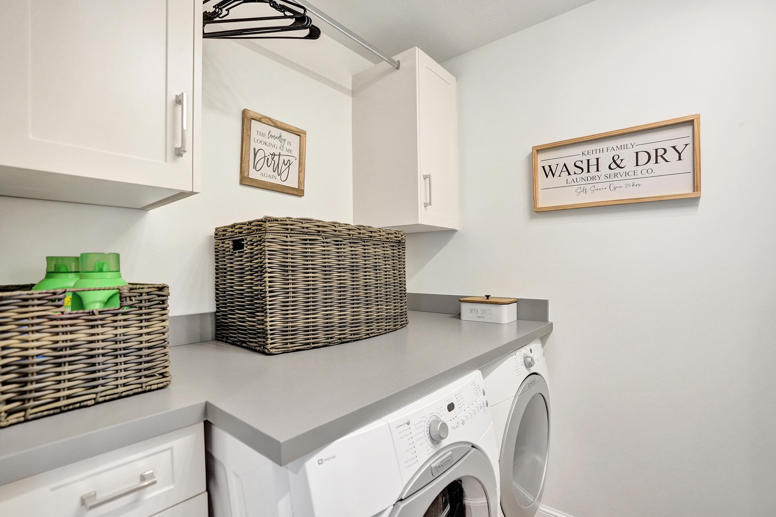 738 Middle Riv Fort Lauderdale, FL 33304