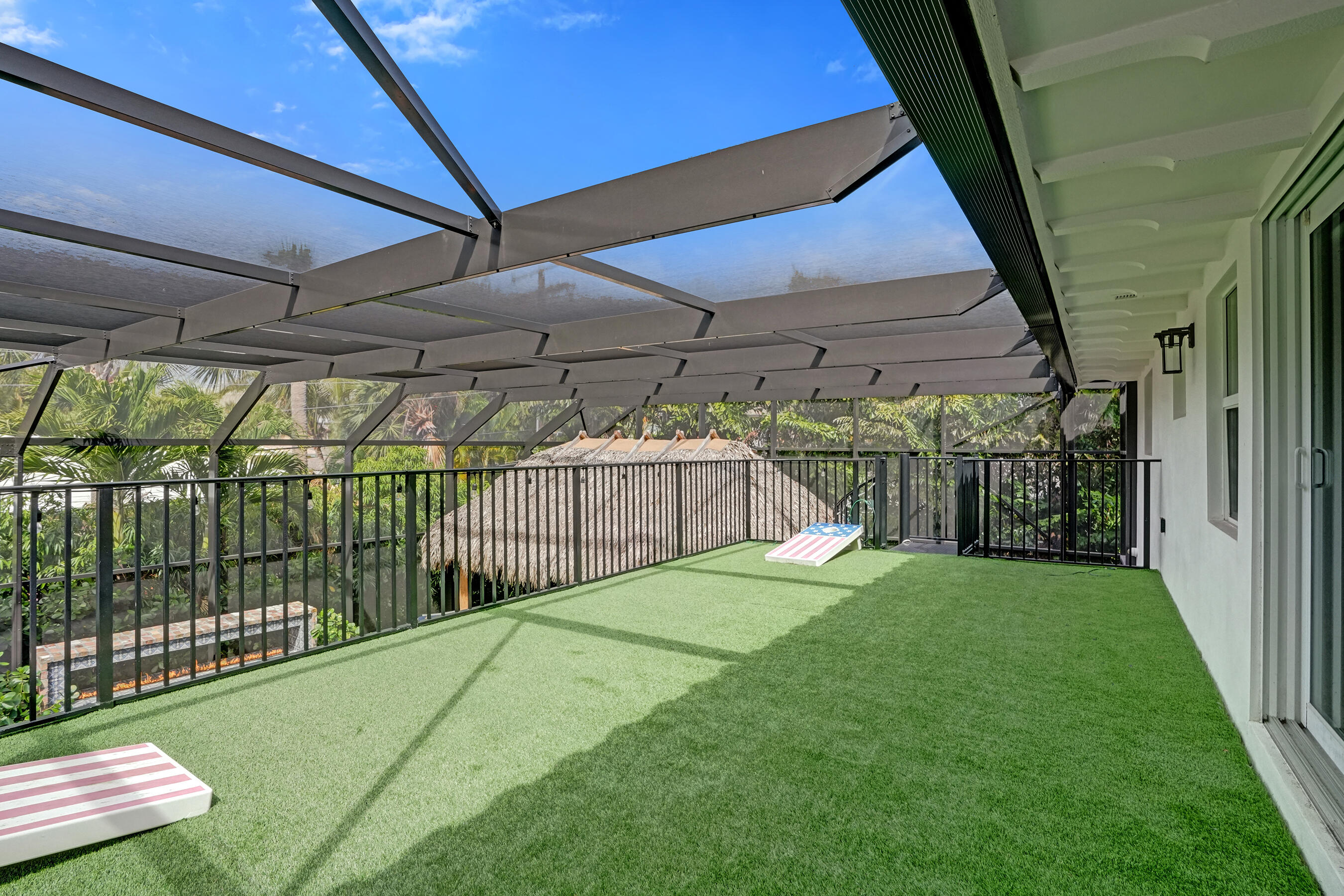 738 Middle Riv Fort Lauderdale, FL 33304