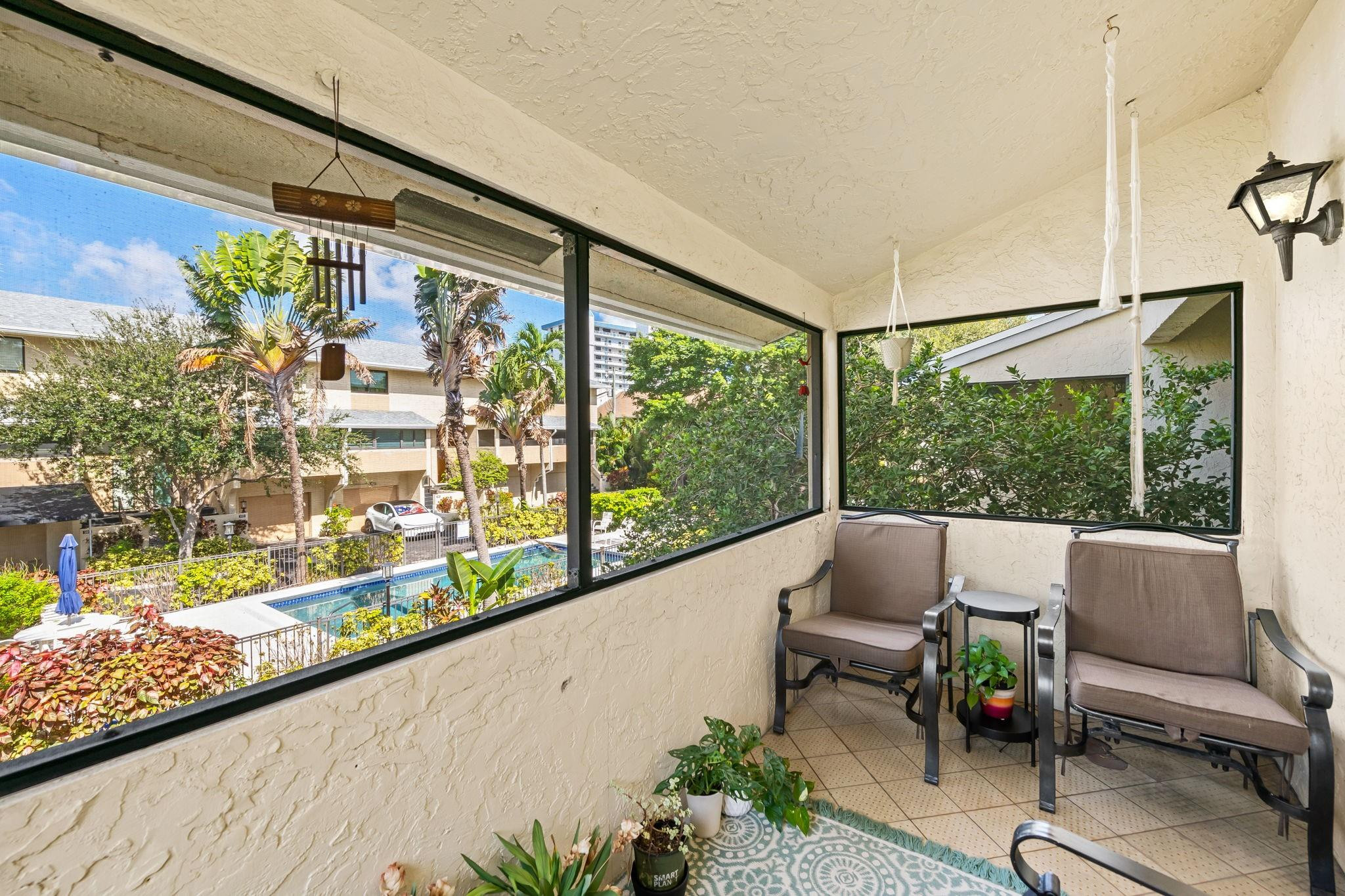 3225 NE 13th #201 Pompano Beach, FL 33062