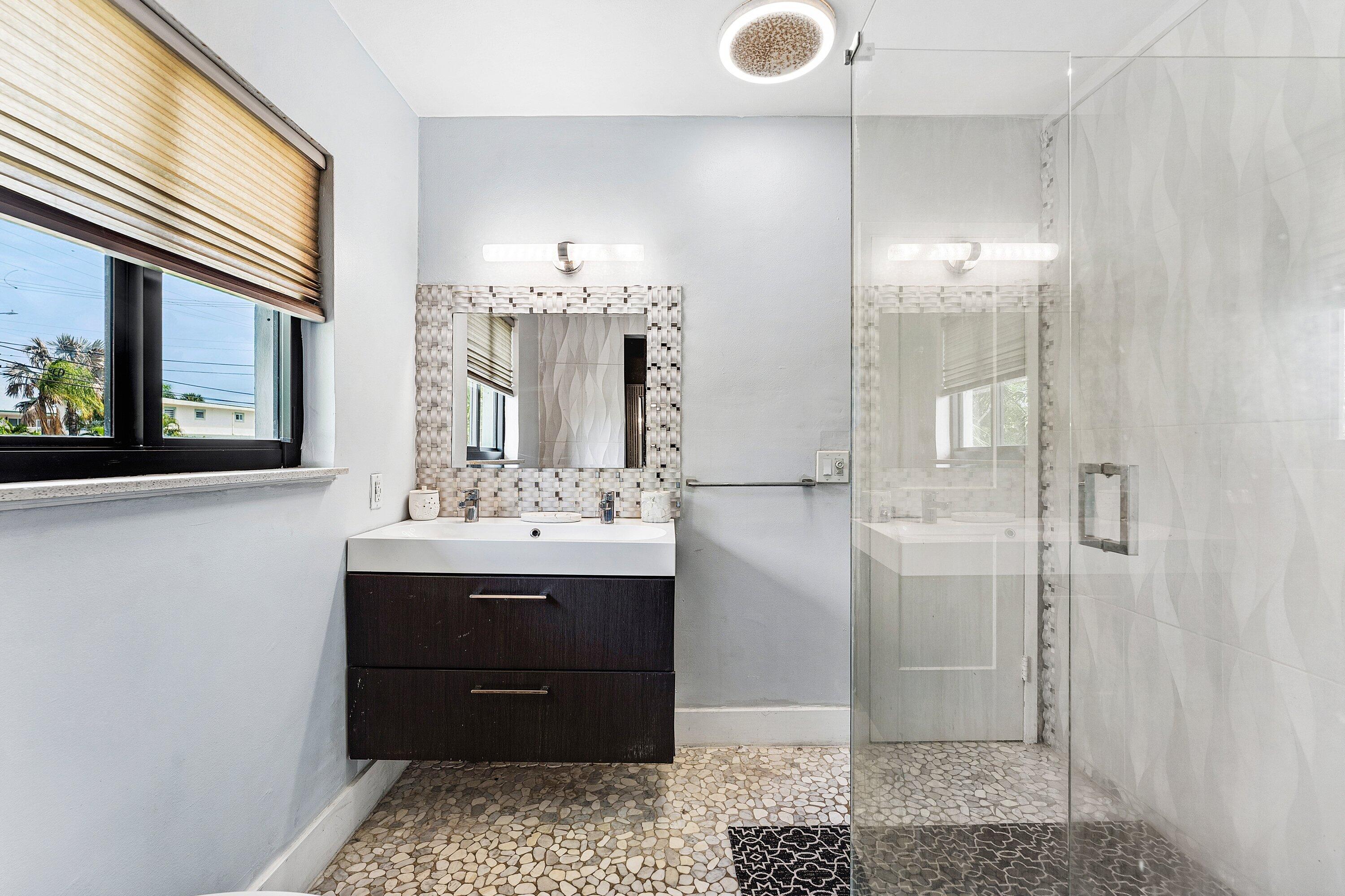 201 NE 26th Pompano Beach, FL 33062