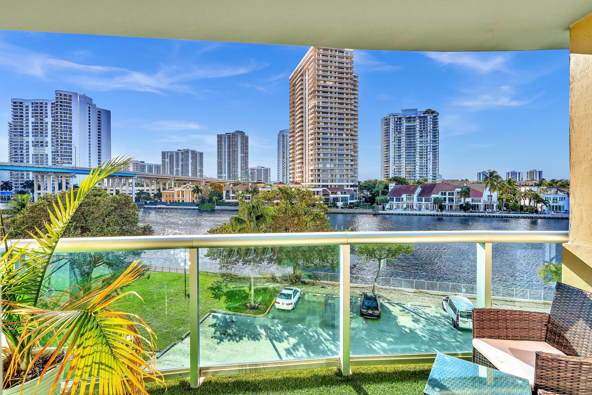 19390 Collins #421 Sunny Isles Beach, FL 33160