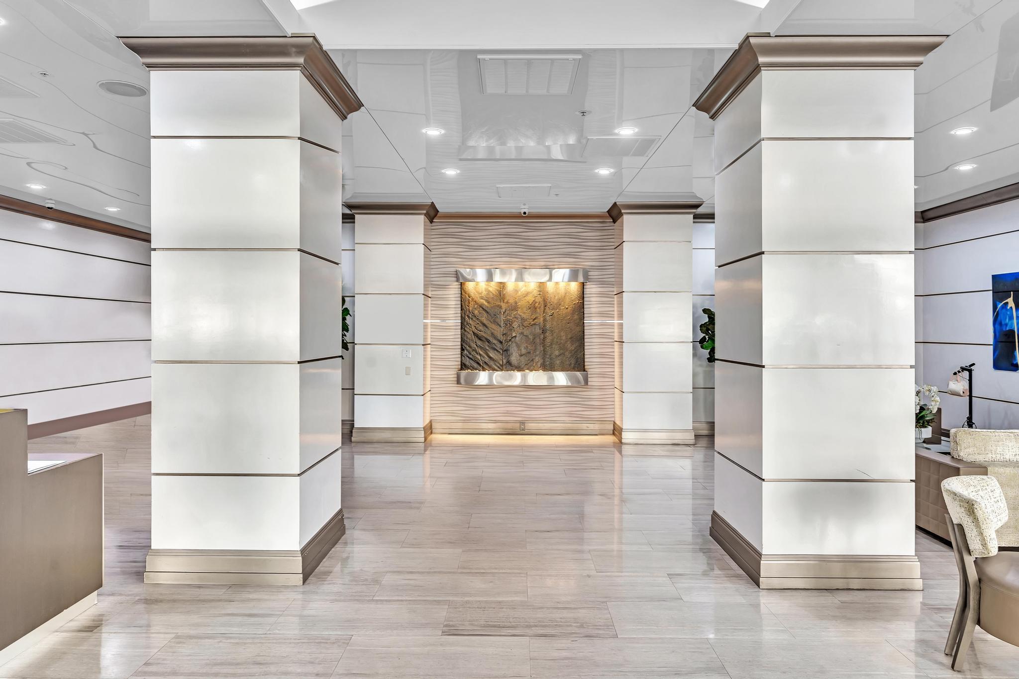 19390 Collins #421 Sunny Isles Beach, FL 33160