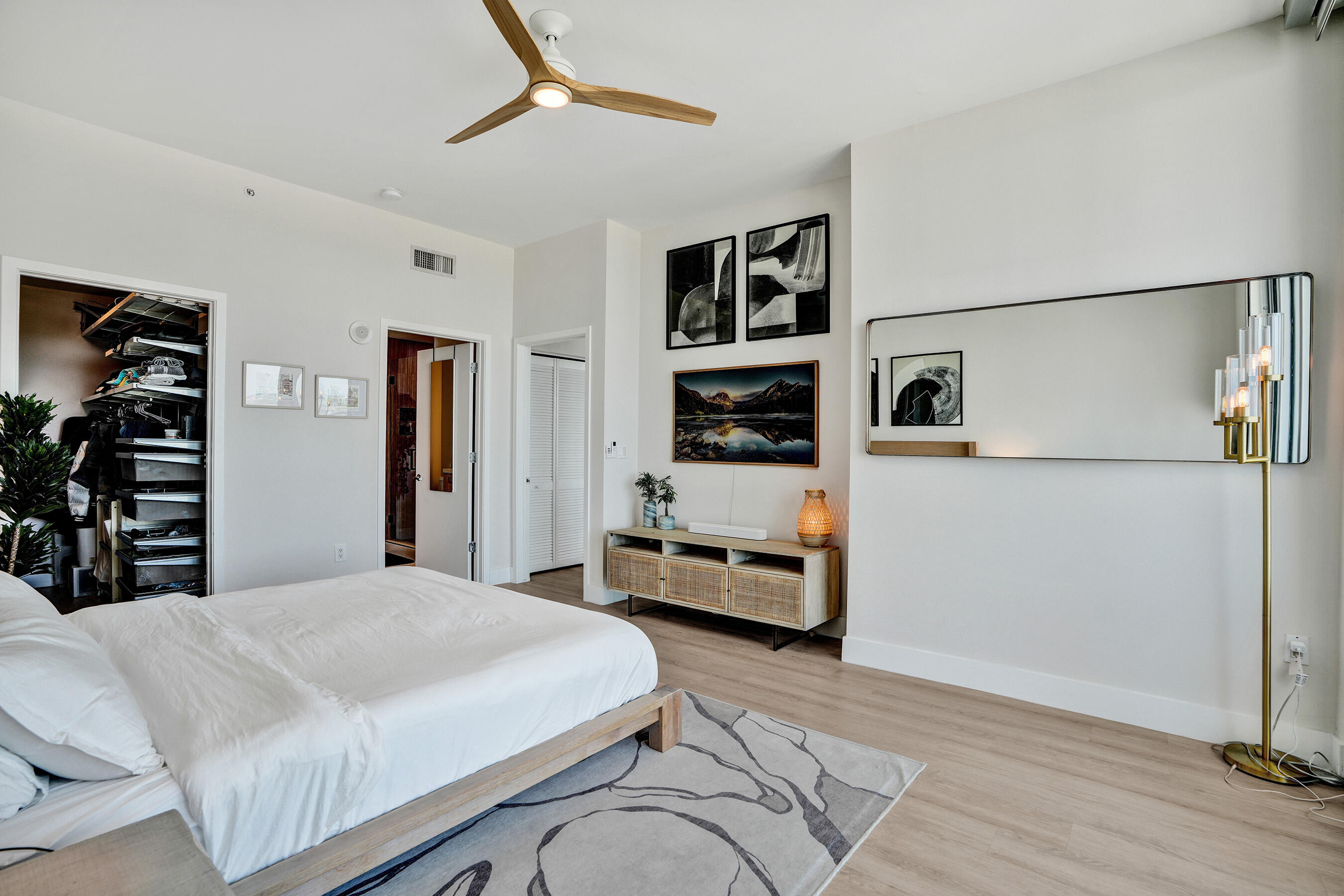 3470 E Coast #H2704 Miami, FL 33137