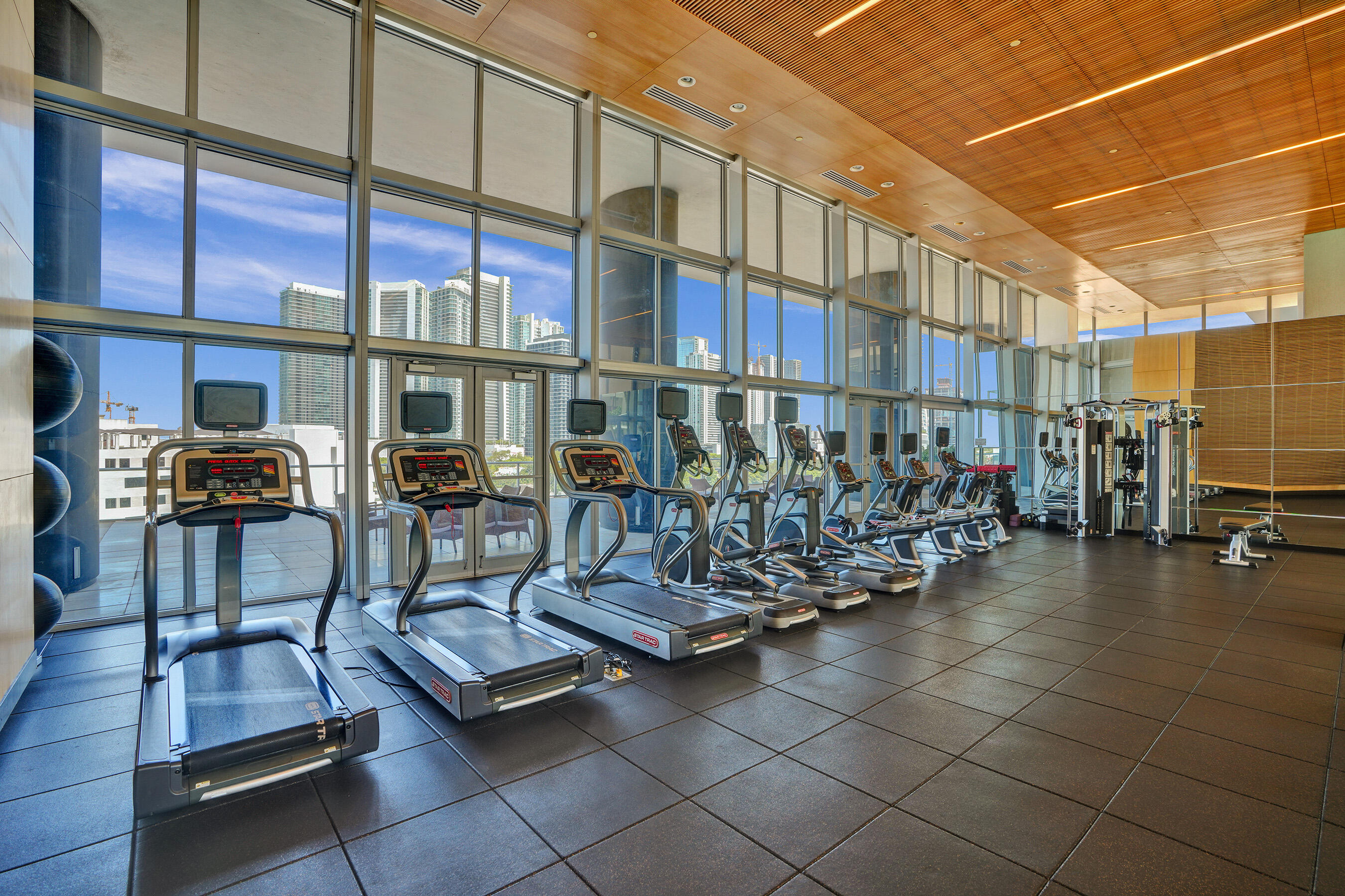3470 E Coast #H2704 Miami, FL 33137
