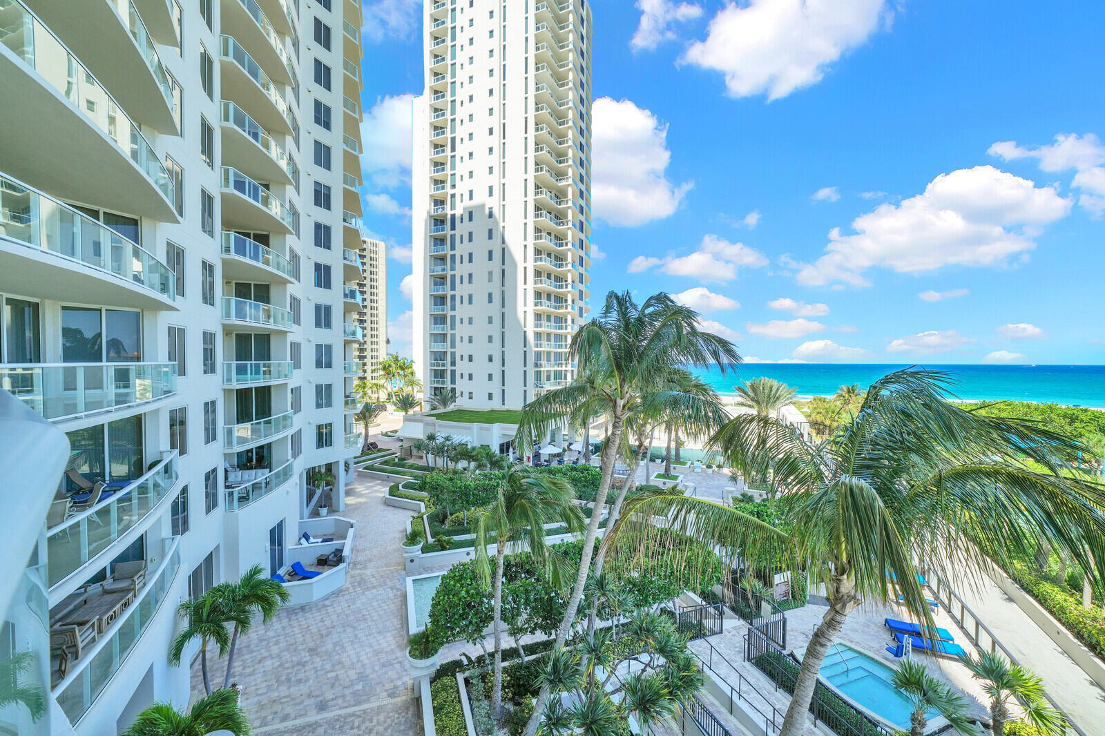 2700 N Ocean Riviera Beach, FL 33404