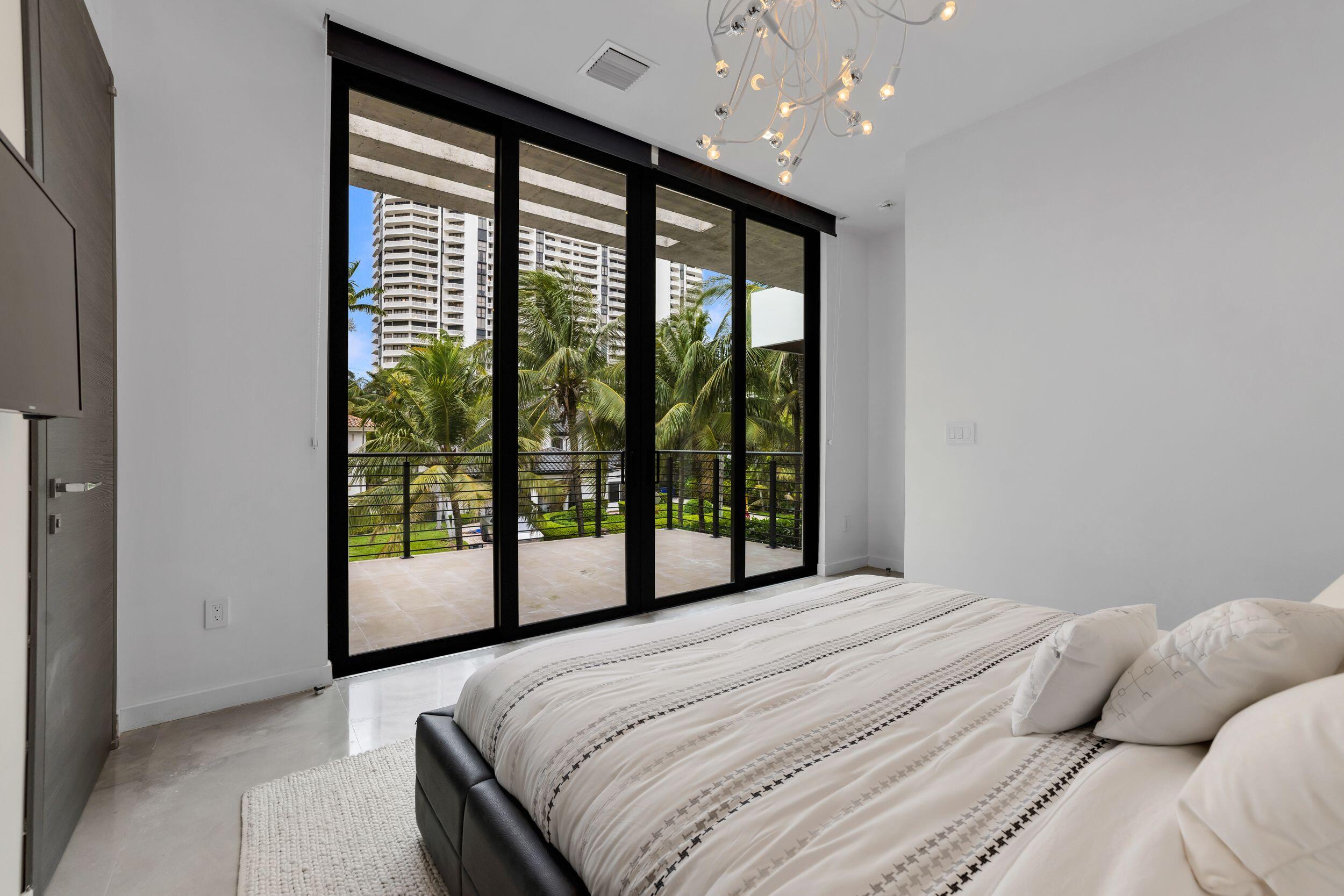 3462 NE 171st North Miami Beach, FL 33160