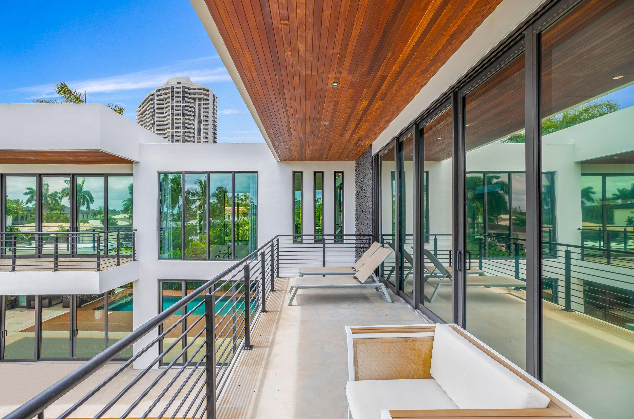 3462 NE 171st North Miami Beach, FL 33160