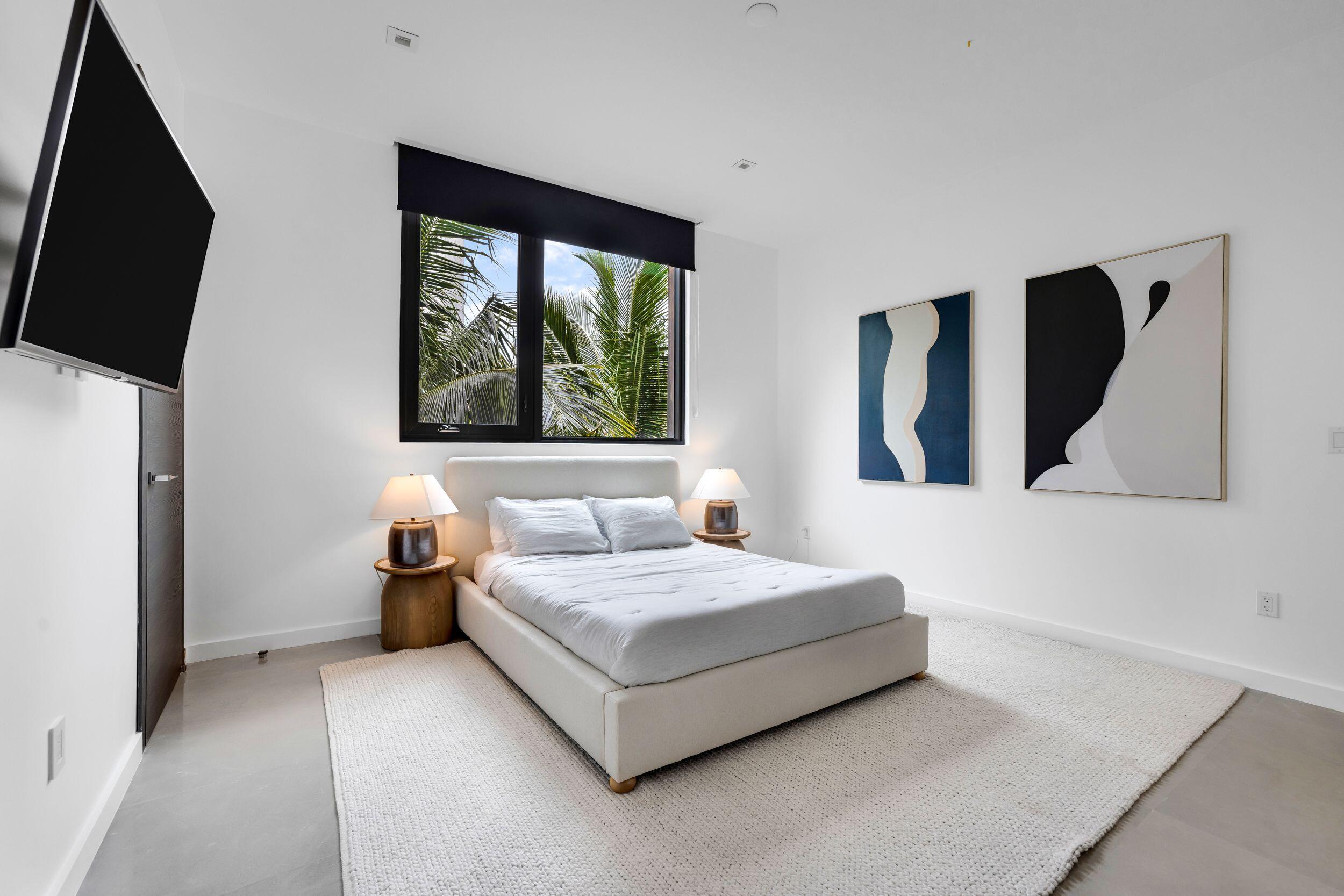 3462 NE 171st North Miami Beach, FL 33160