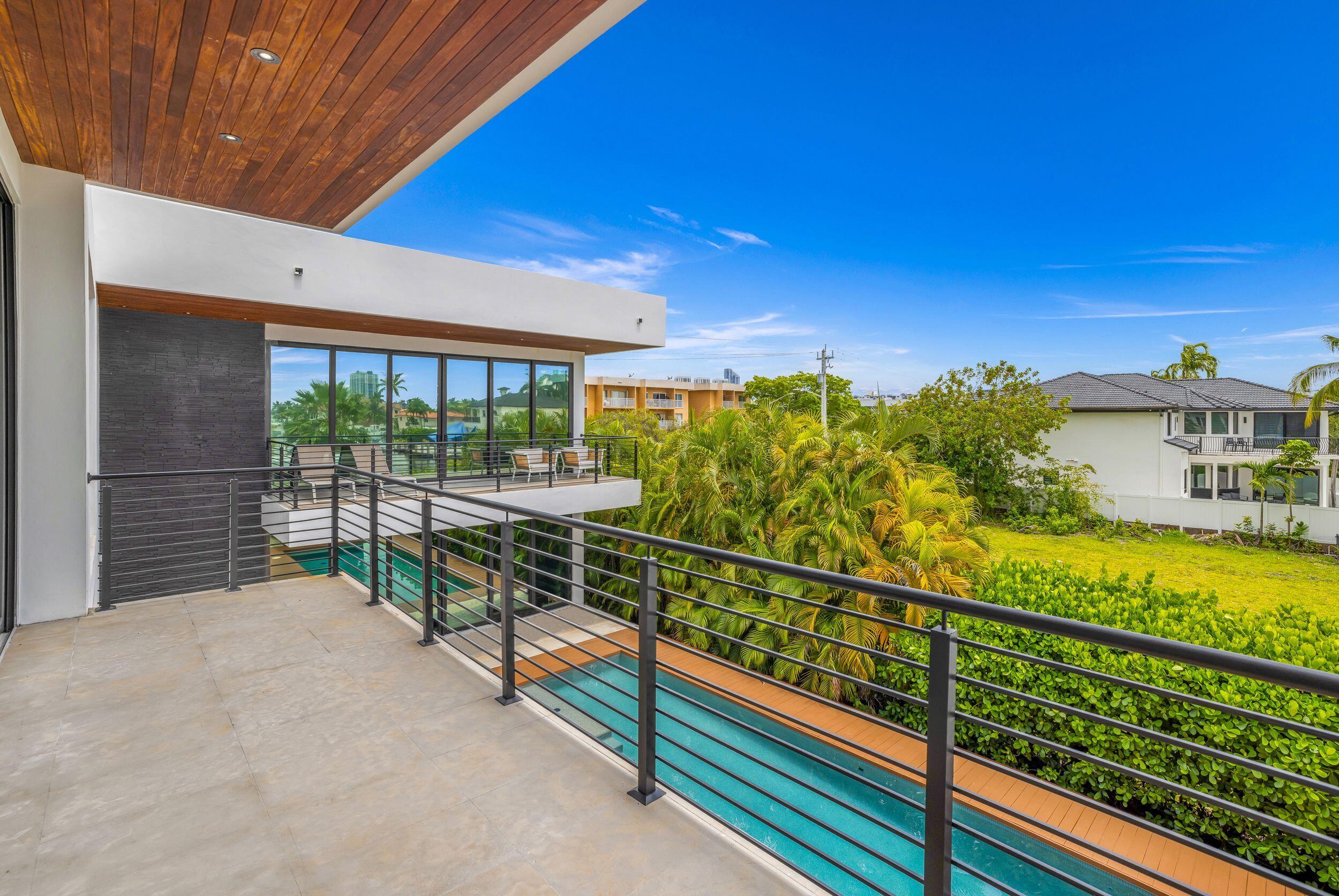 3462 NE 171st North Miami Beach, FL 33160