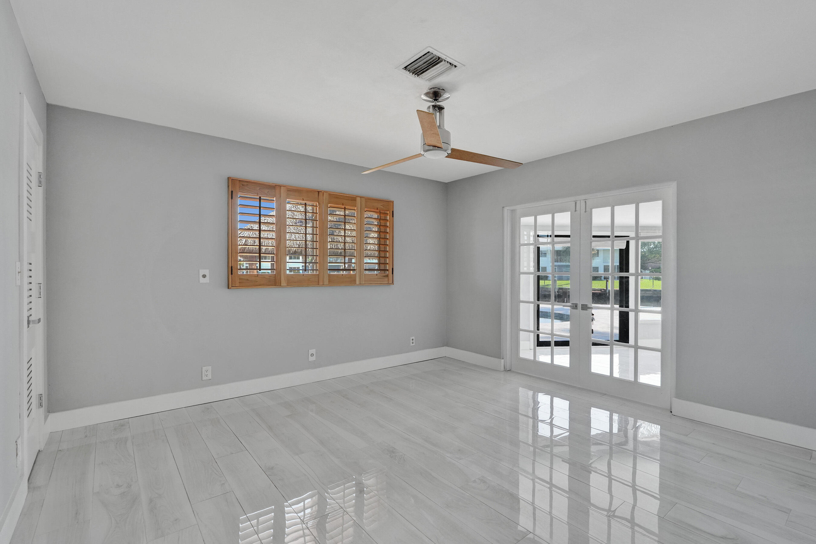 271 SE 5th Pompano Beach, FL 33060