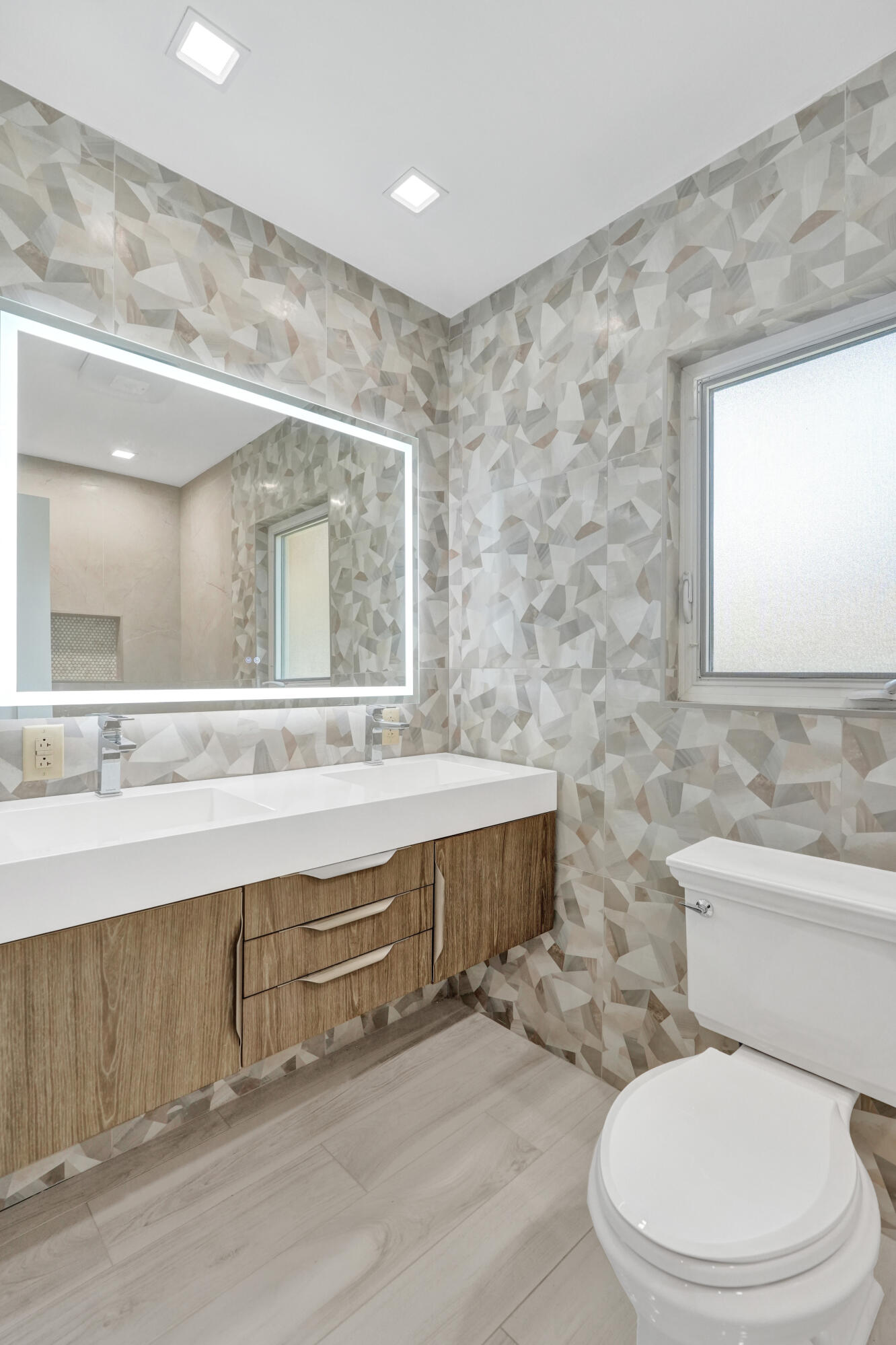 271 SE 5th Pompano Beach, FL 33060