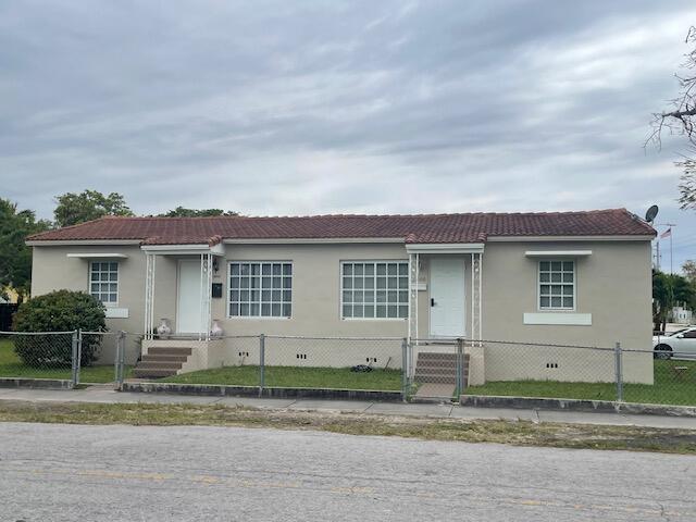 2802 SW 36th