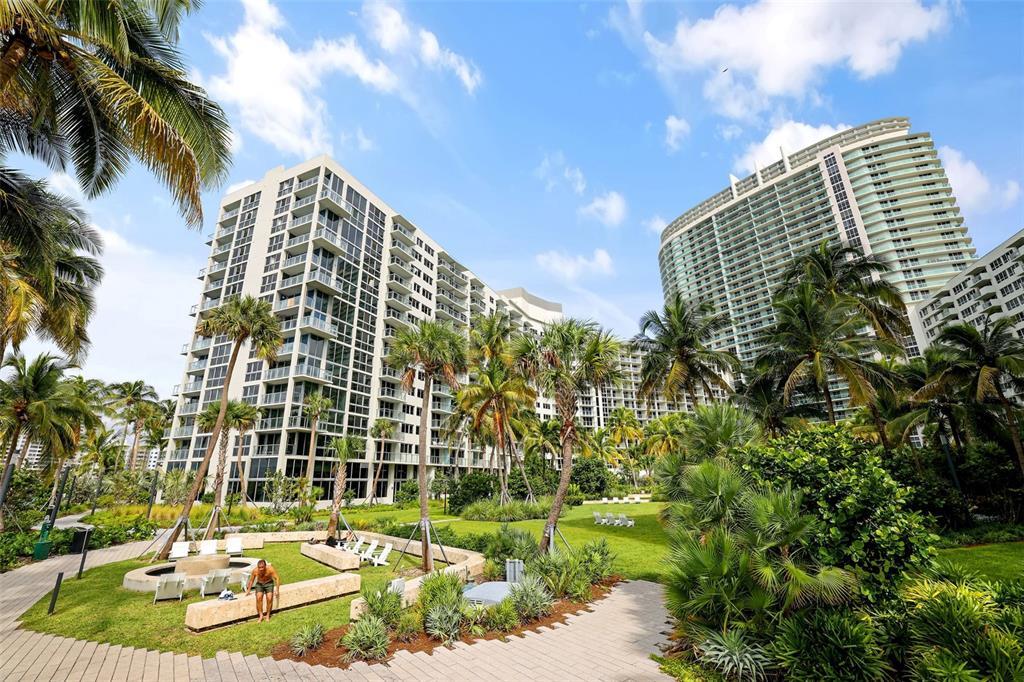 image Flamingo South Beach33