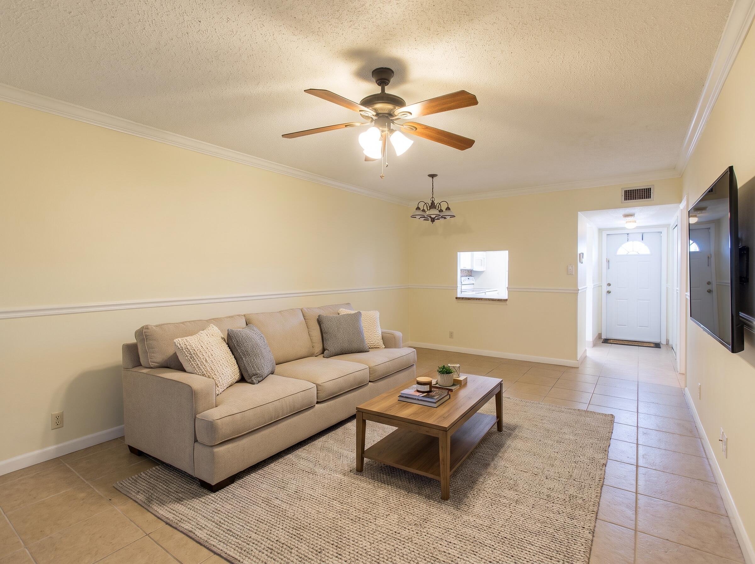 551 NW 80th #203 Margate, FL 33063