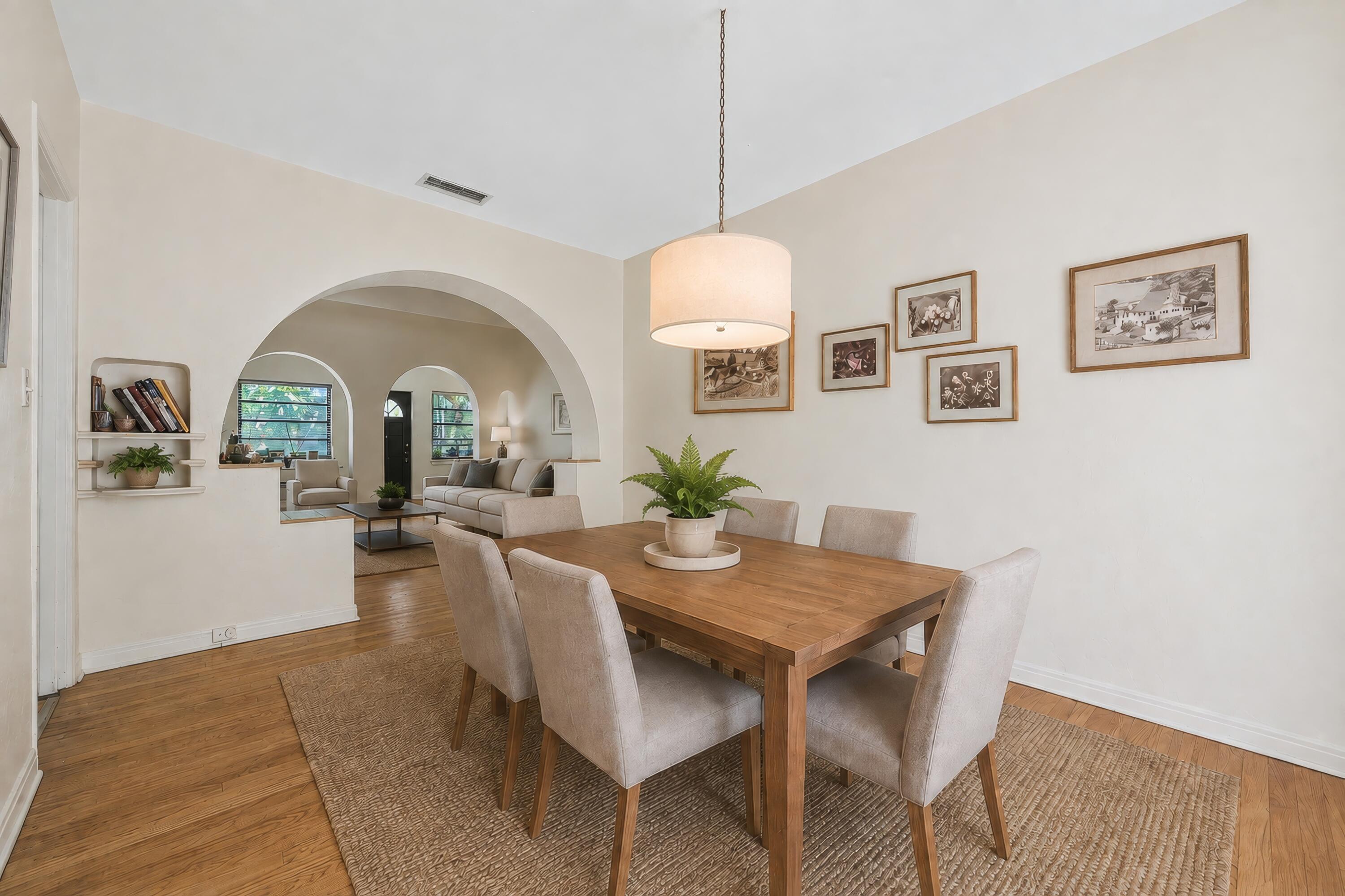 3700 Harlano St Coral Gables, FL 33134