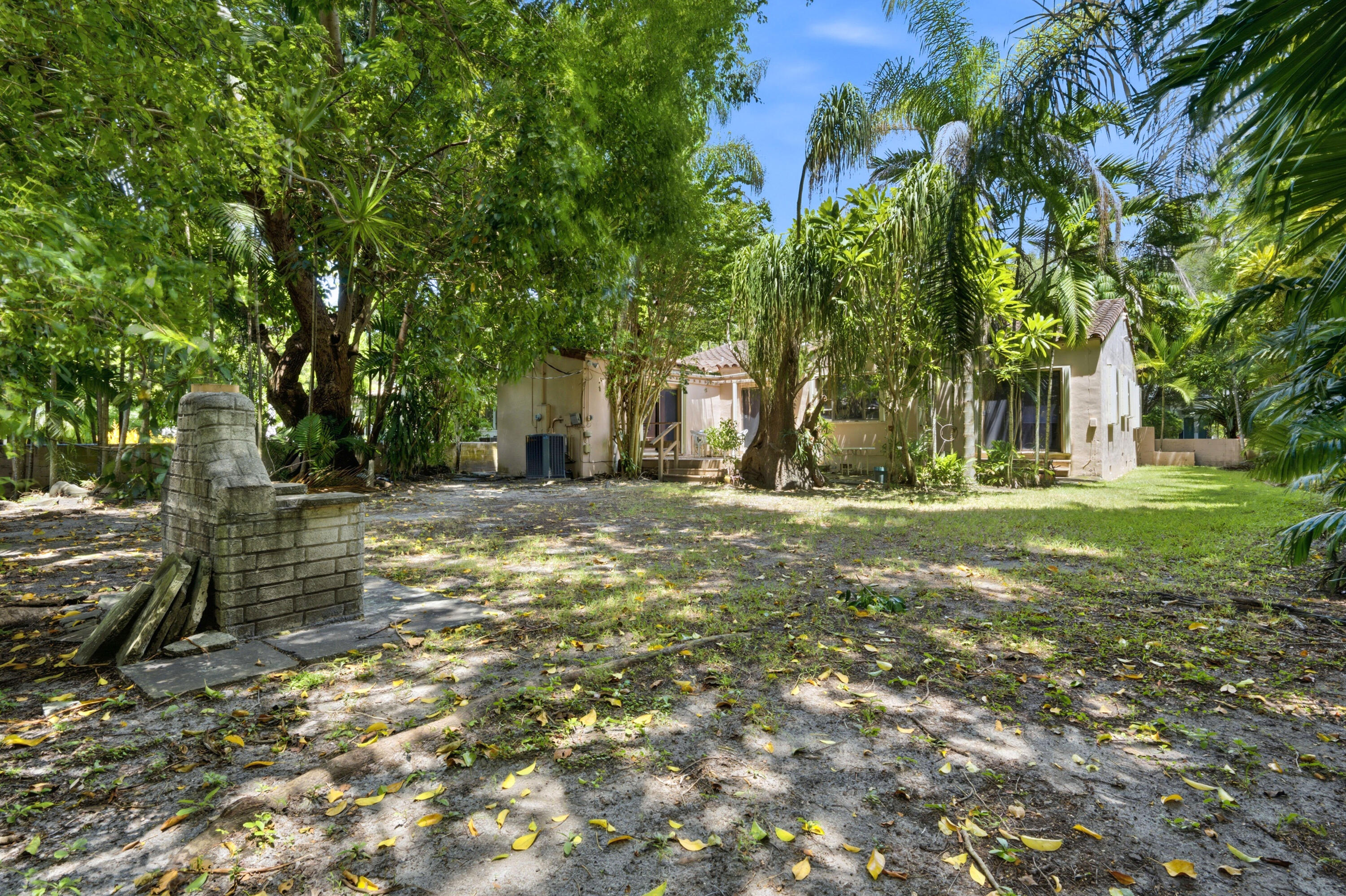 3700 Harlano St Coral Gables, FL 33134
