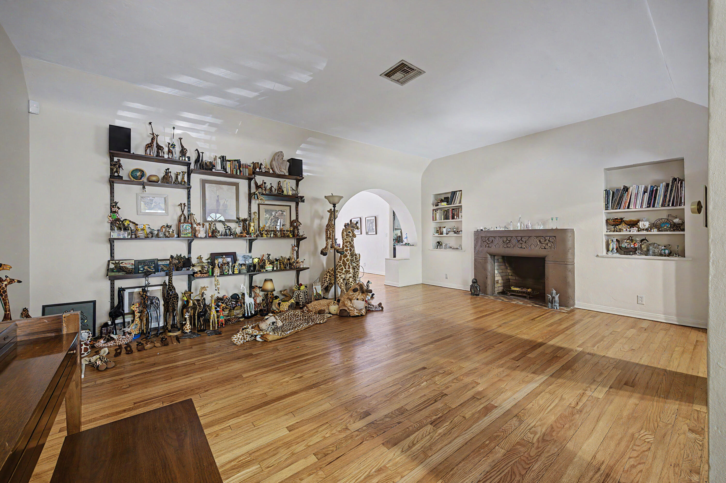 3700 Harlano St Coral Gables, FL 33134