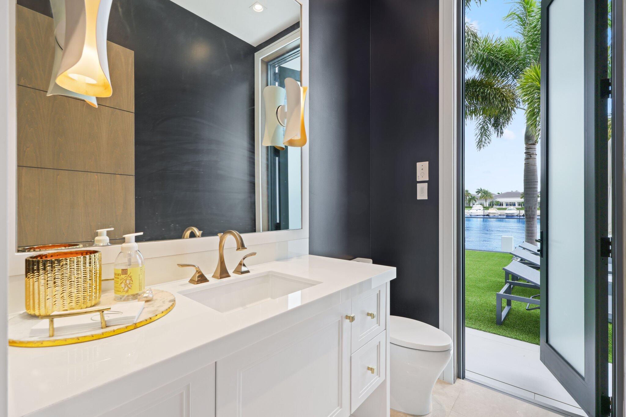 169 W Key Palm Rd Boca Raton, FL 33432