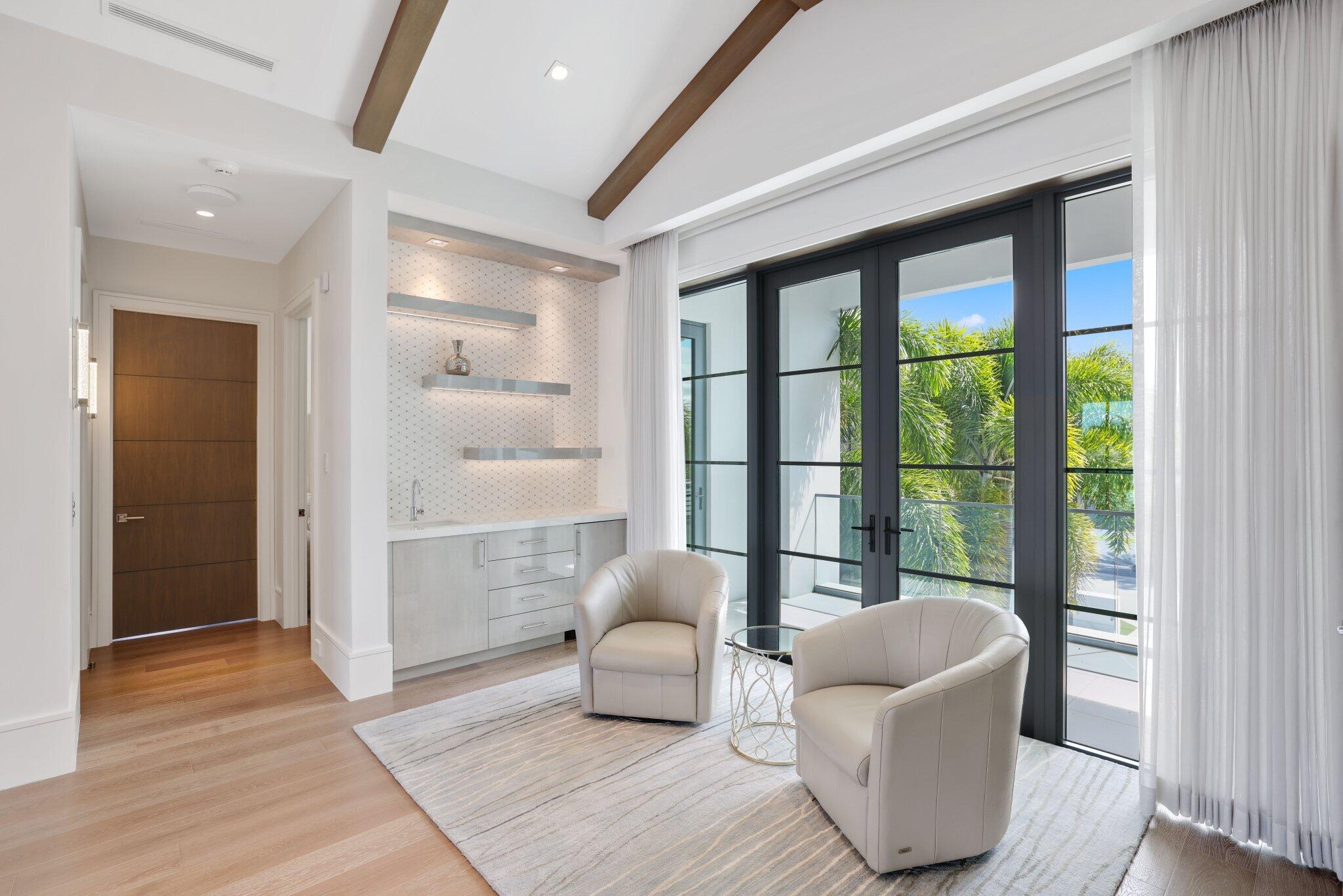 169 W Key Palm Rd Boca Raton, FL 33432