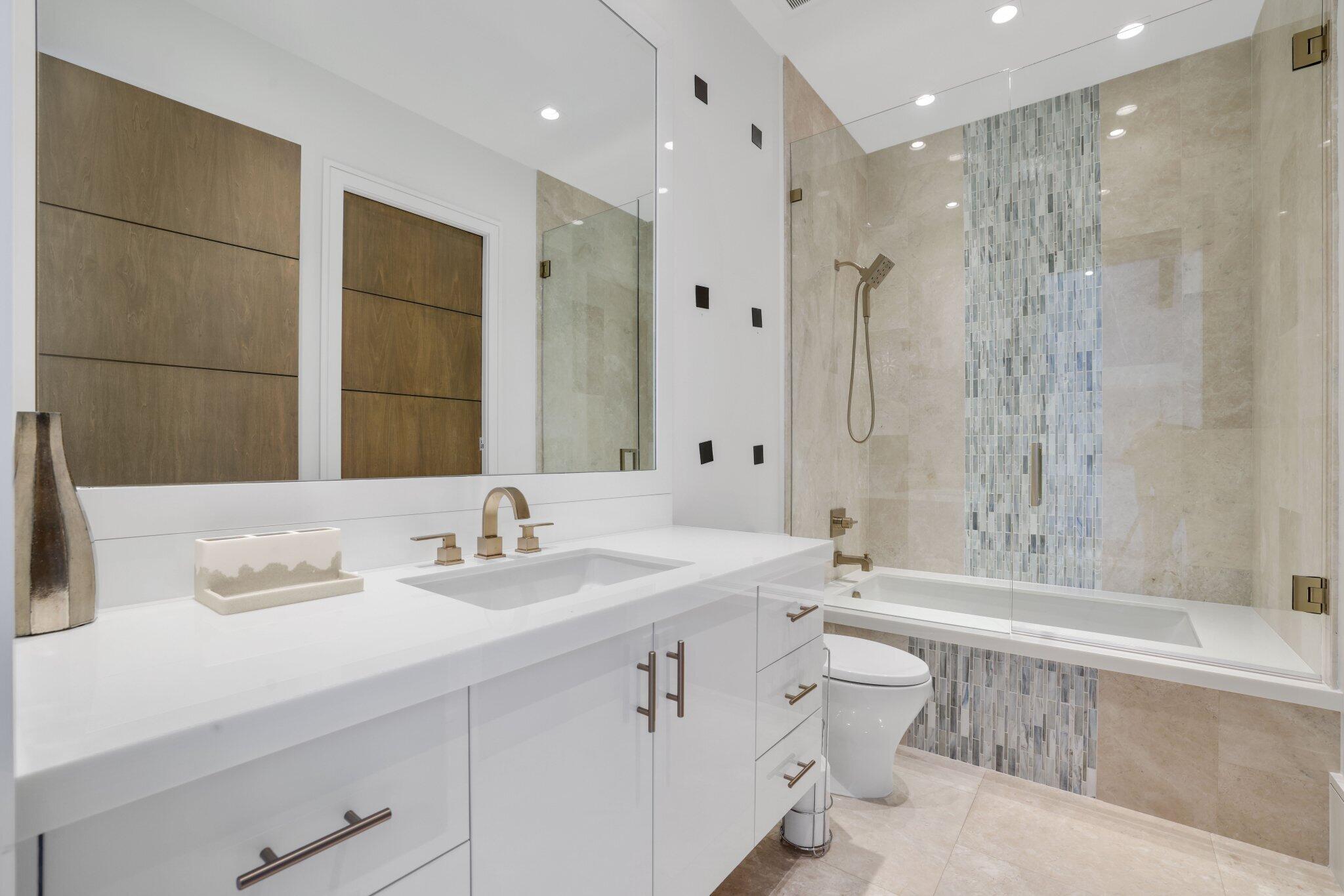 169 W Key Palm Rd Boca Raton, FL 33432