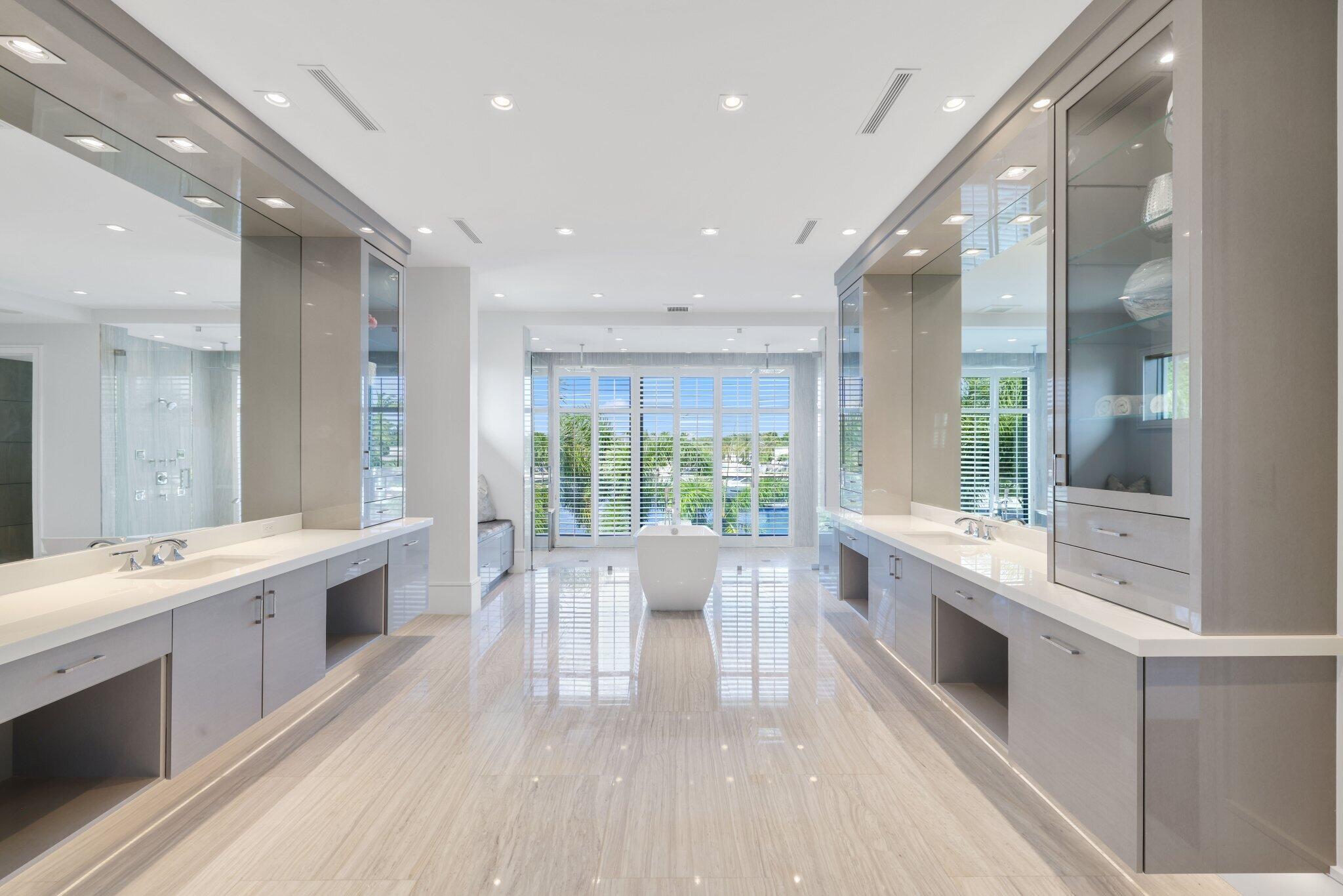 169 W Key Palm Rd Boca Raton, FL 33432