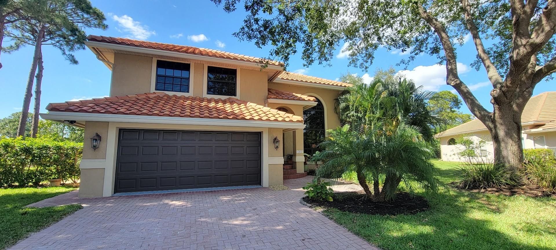 1335 SW Cottonwood Cv