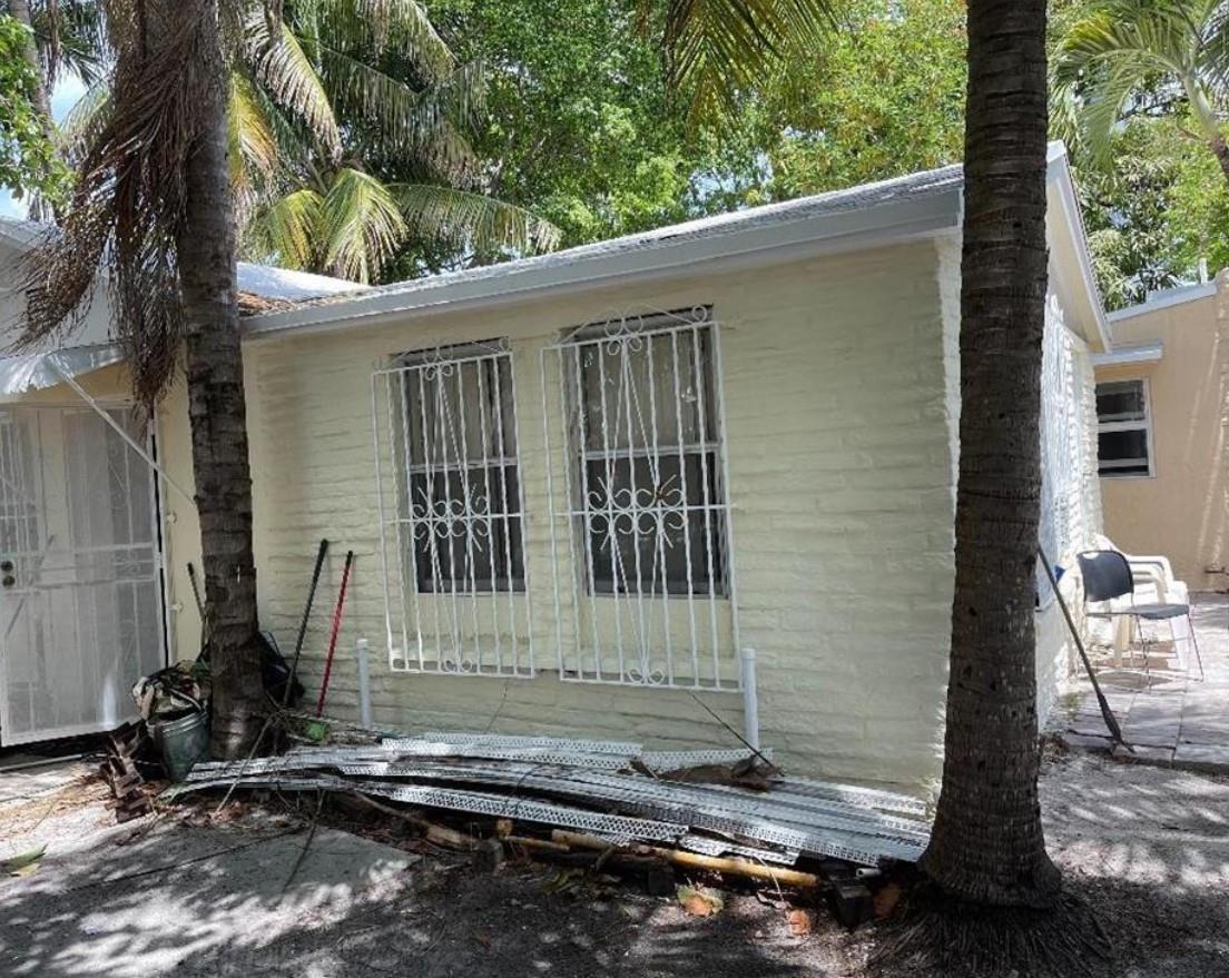 675 NW 34th St Miami, FL 33127