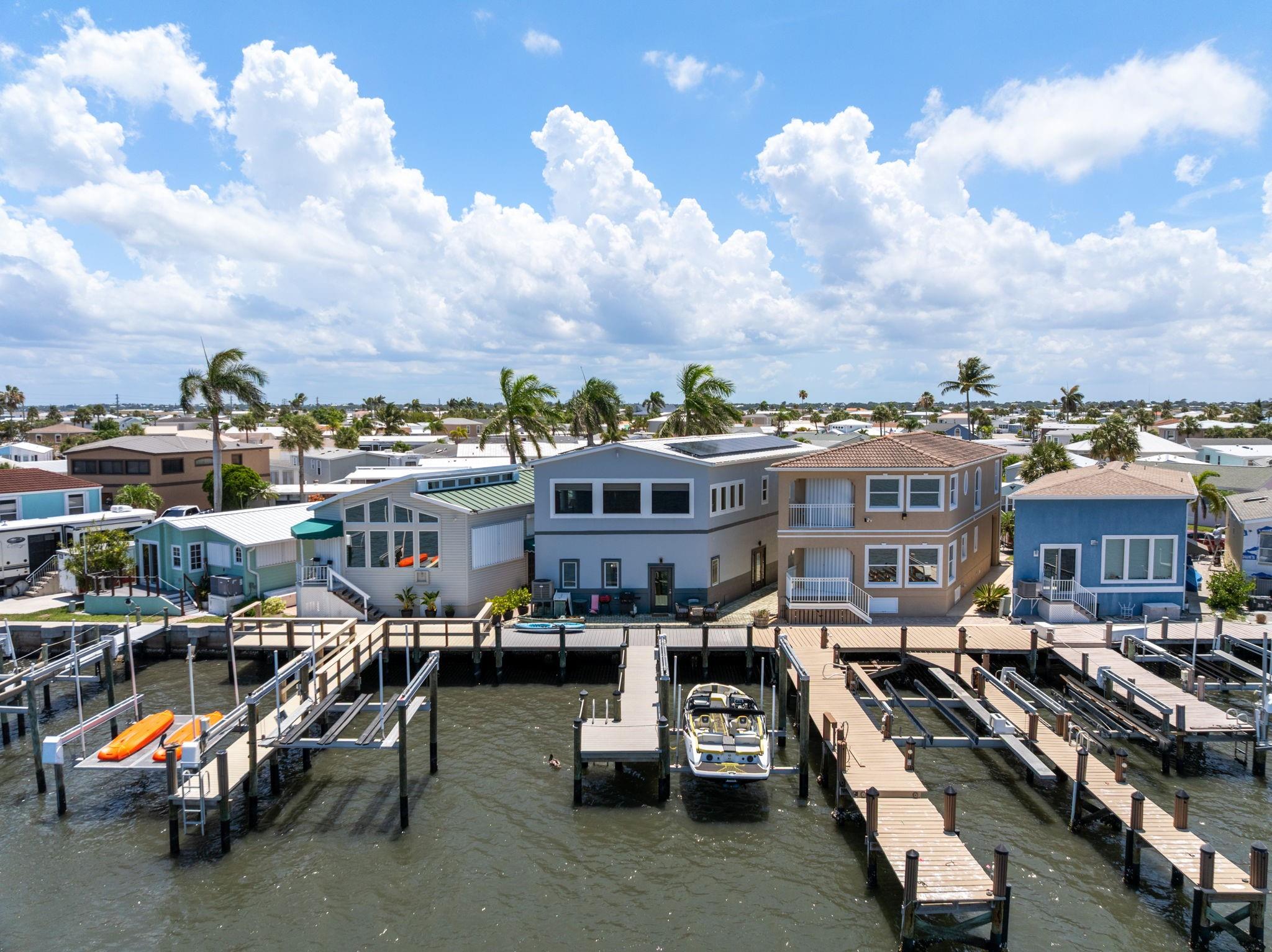 392 Nettles Blvd,Jensen Beach, FL 34957