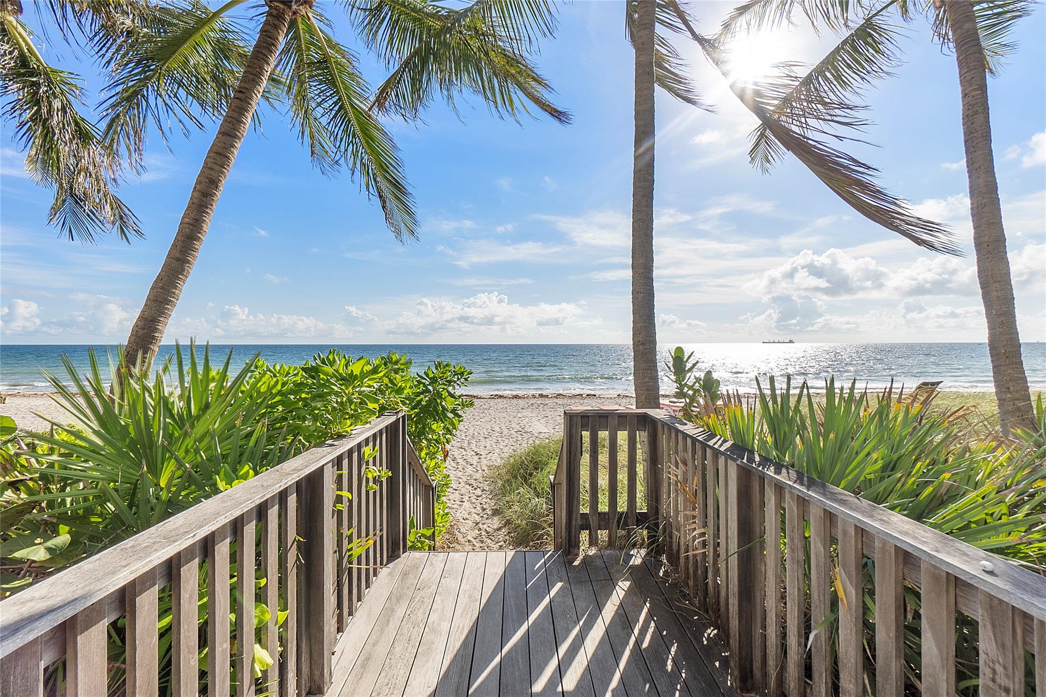 2011 N Ocean Blvd #403 Fort Lauderdale, FL 33305