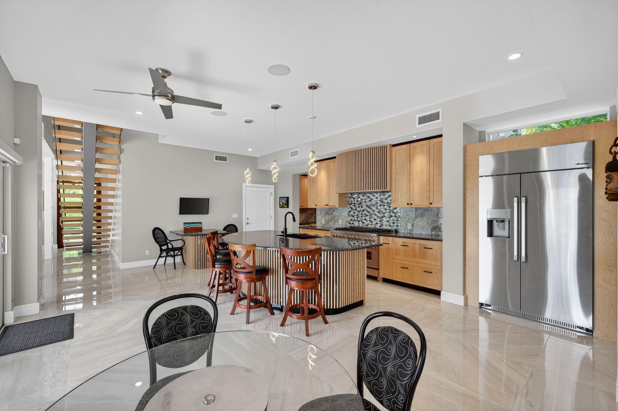 2024 Harbourview Dr Fort Lauderdale, FL 33316