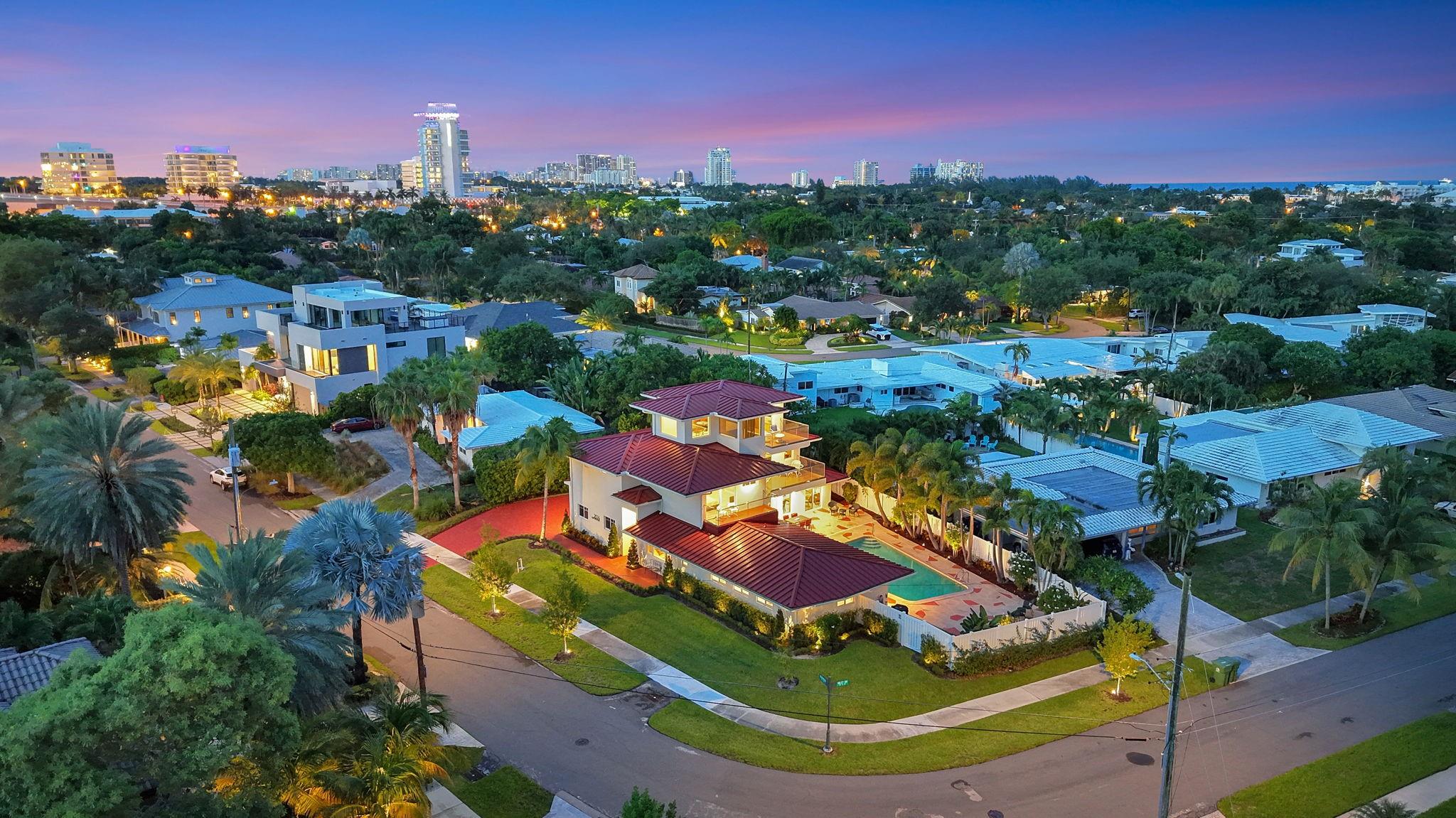 2024 Harbourview Dr Fort Lauderdale, FL 33316