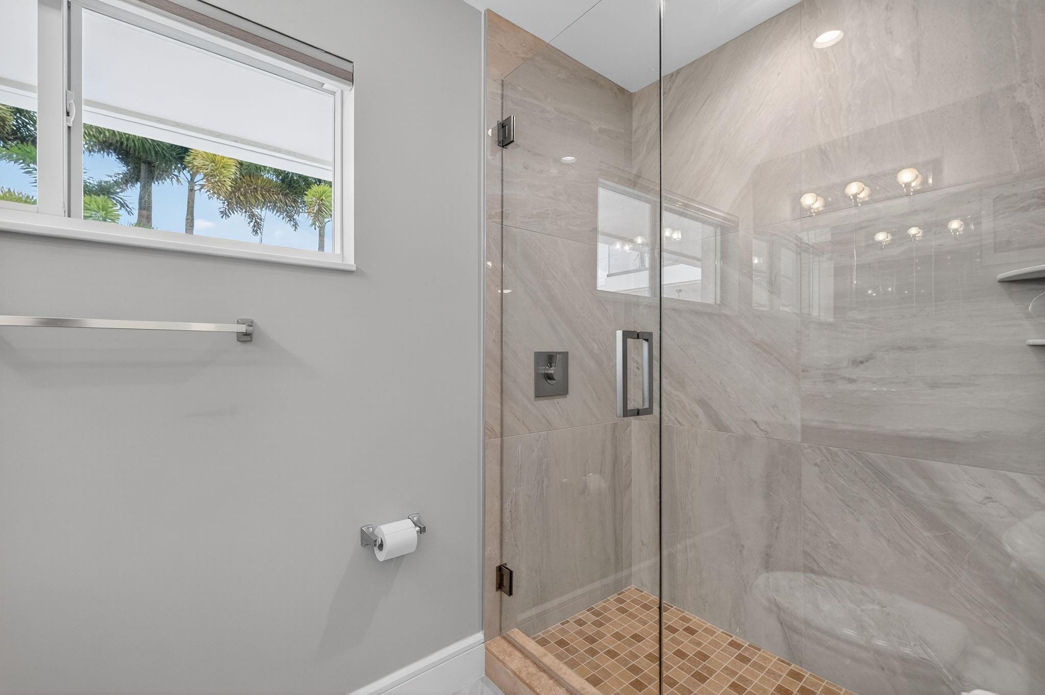 2024 Harbourview Dr Fort Lauderdale, FL 33316