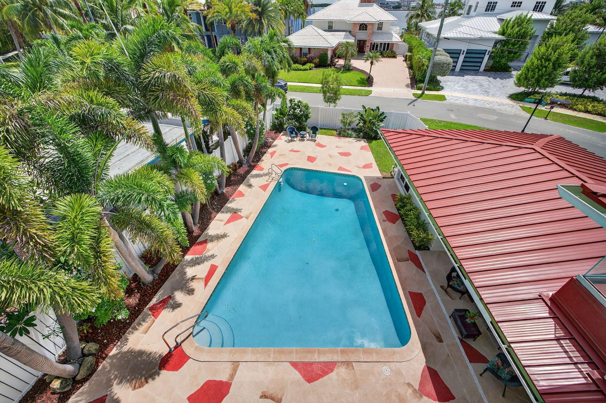 2024 Harbourview Dr Fort Lauderdale, FL 33316